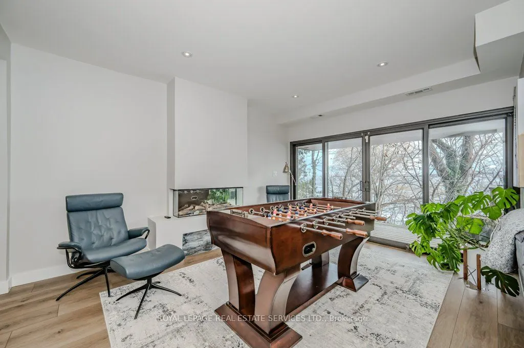 868 Danforth Place