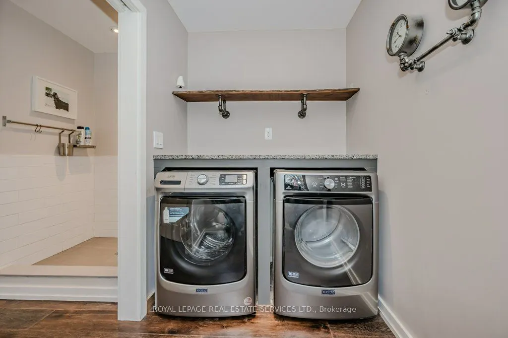 868 Danforth Place