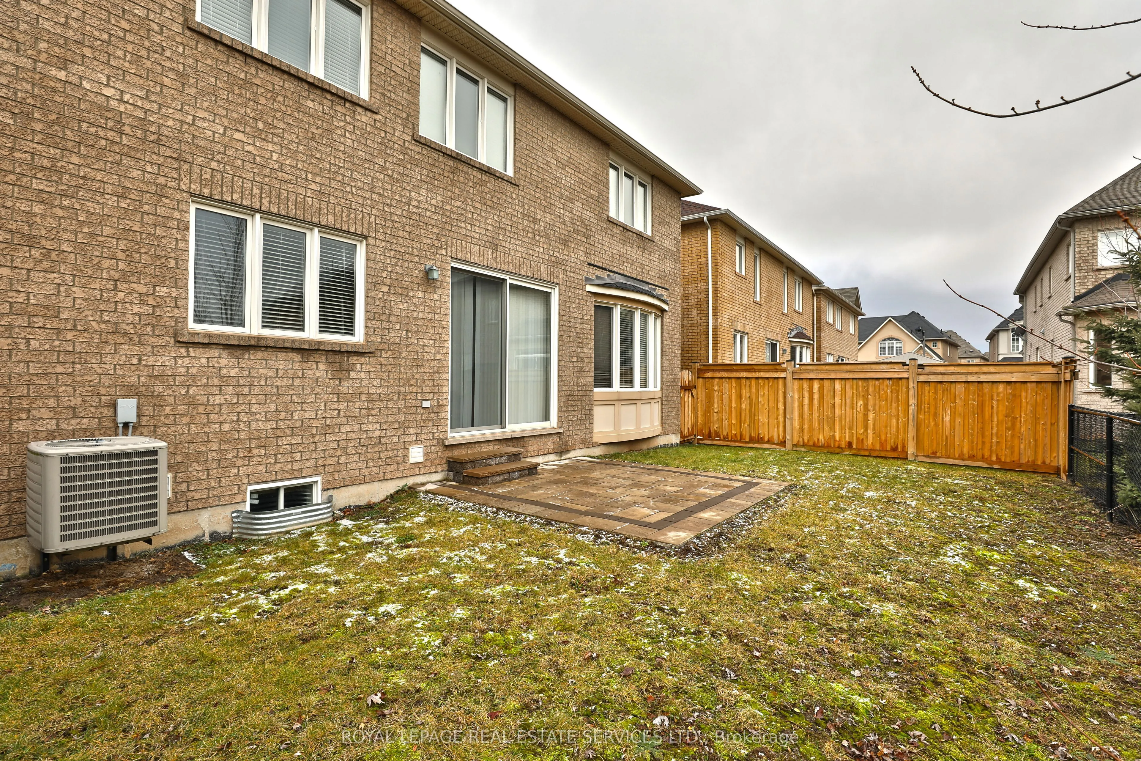 2383 Calloway Drive