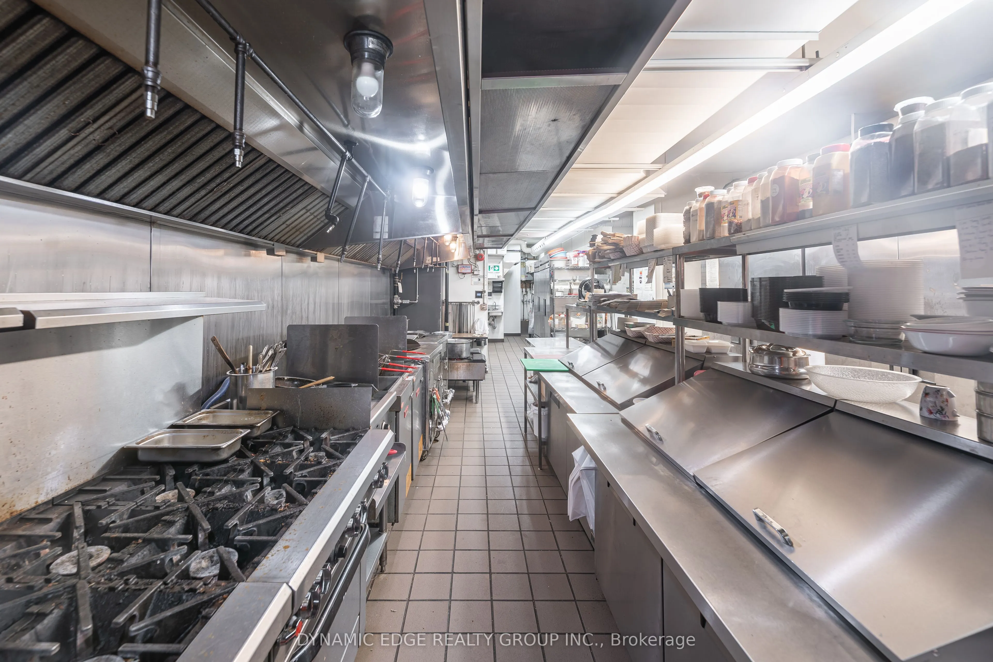 59 Lakeshore Road E