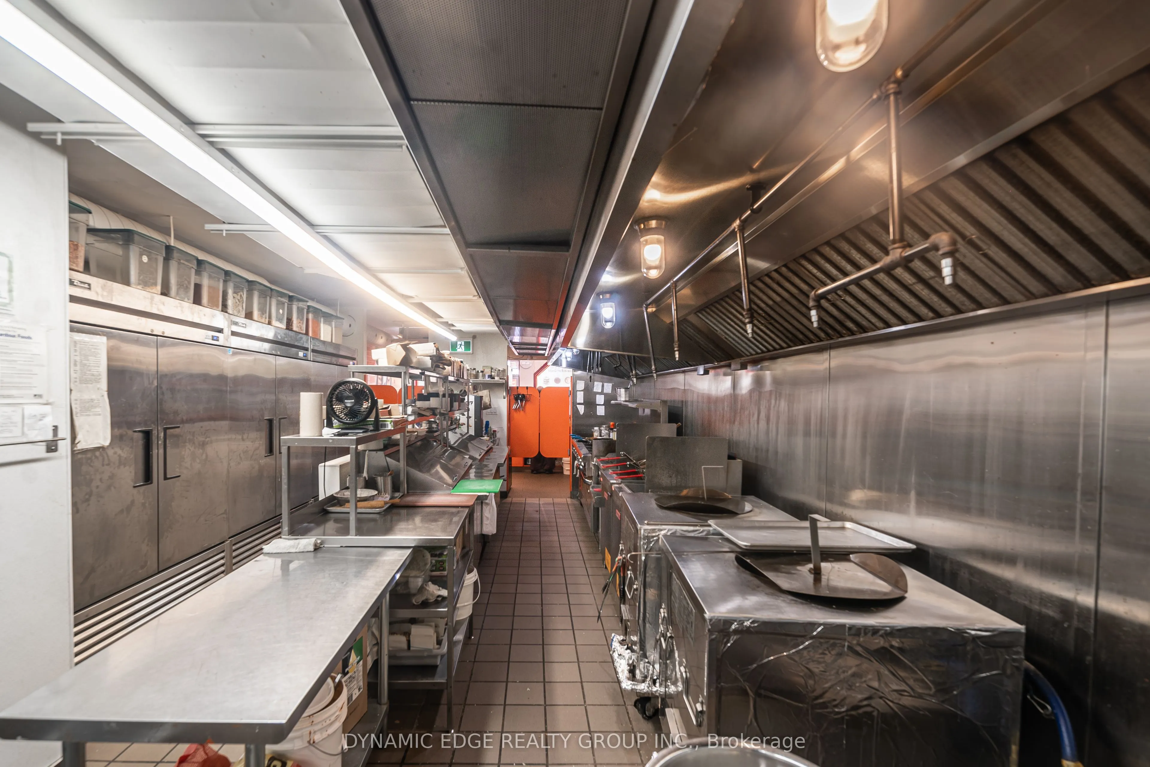59 Lakeshore Road E