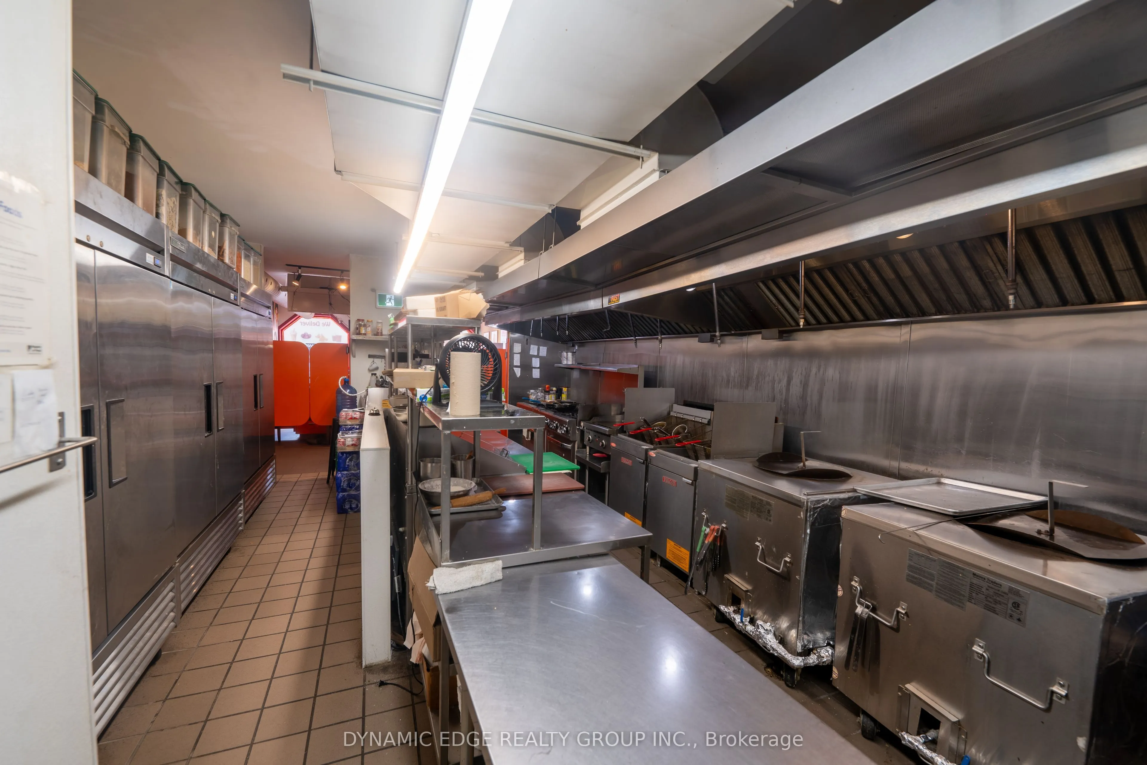 59 Lakeshore Road E