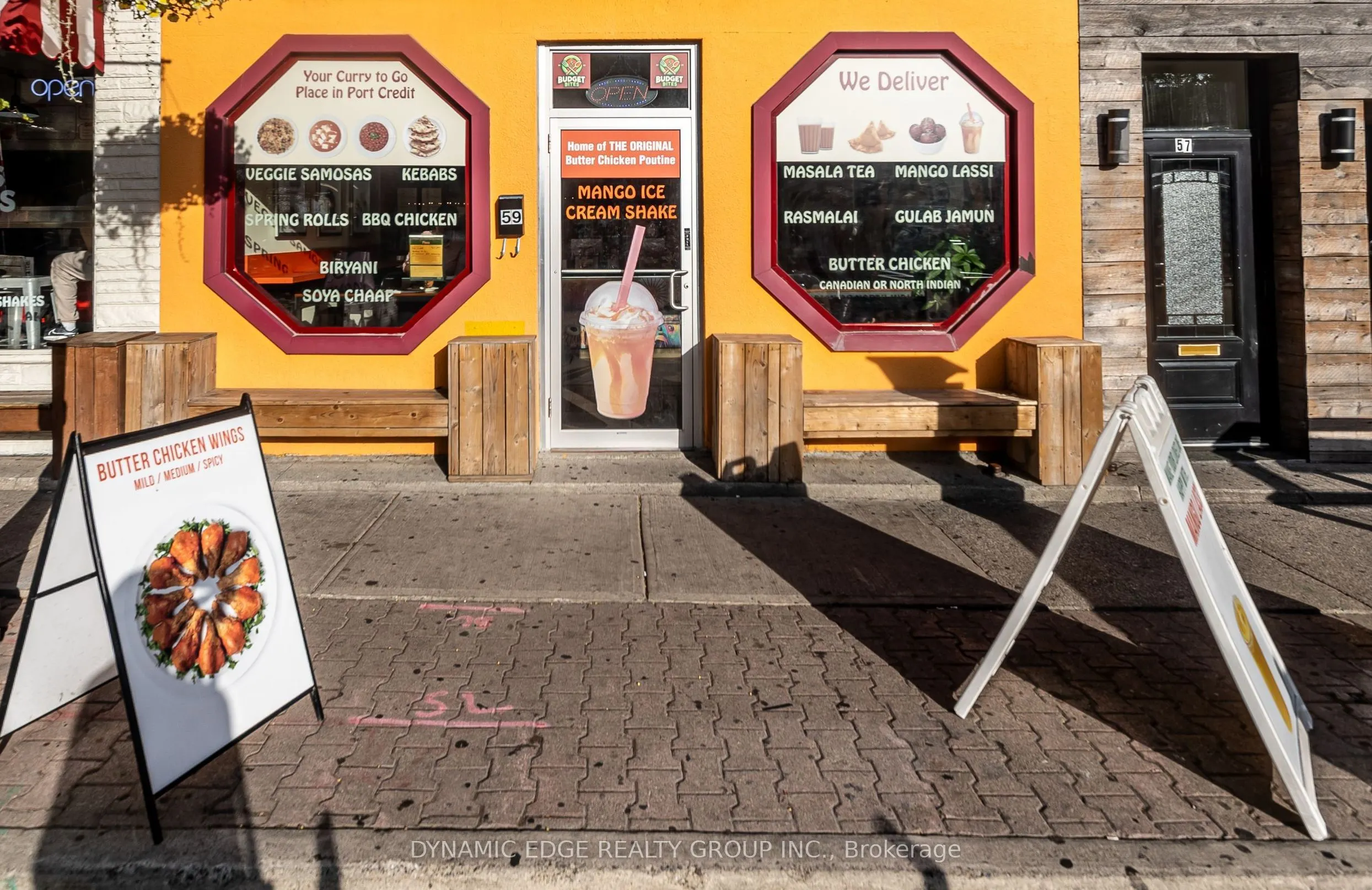 59 Lakeshore Road E