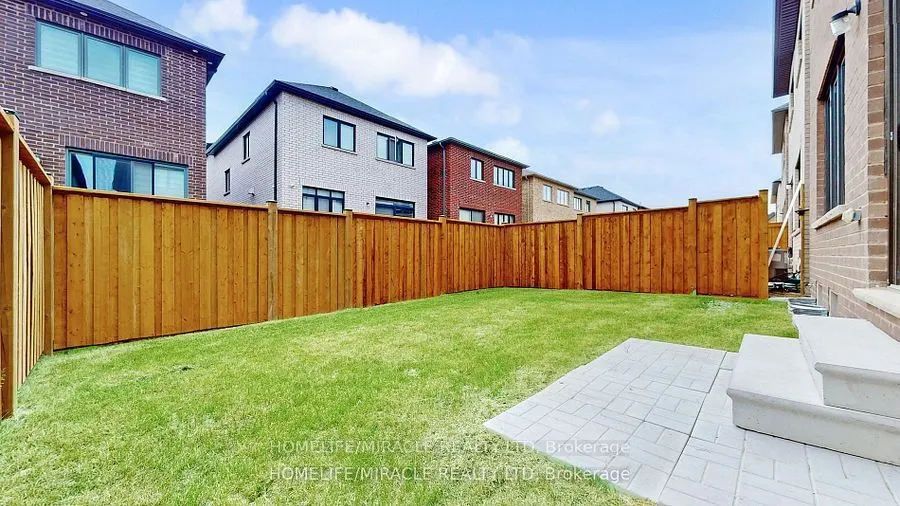 26 Calabria Drive