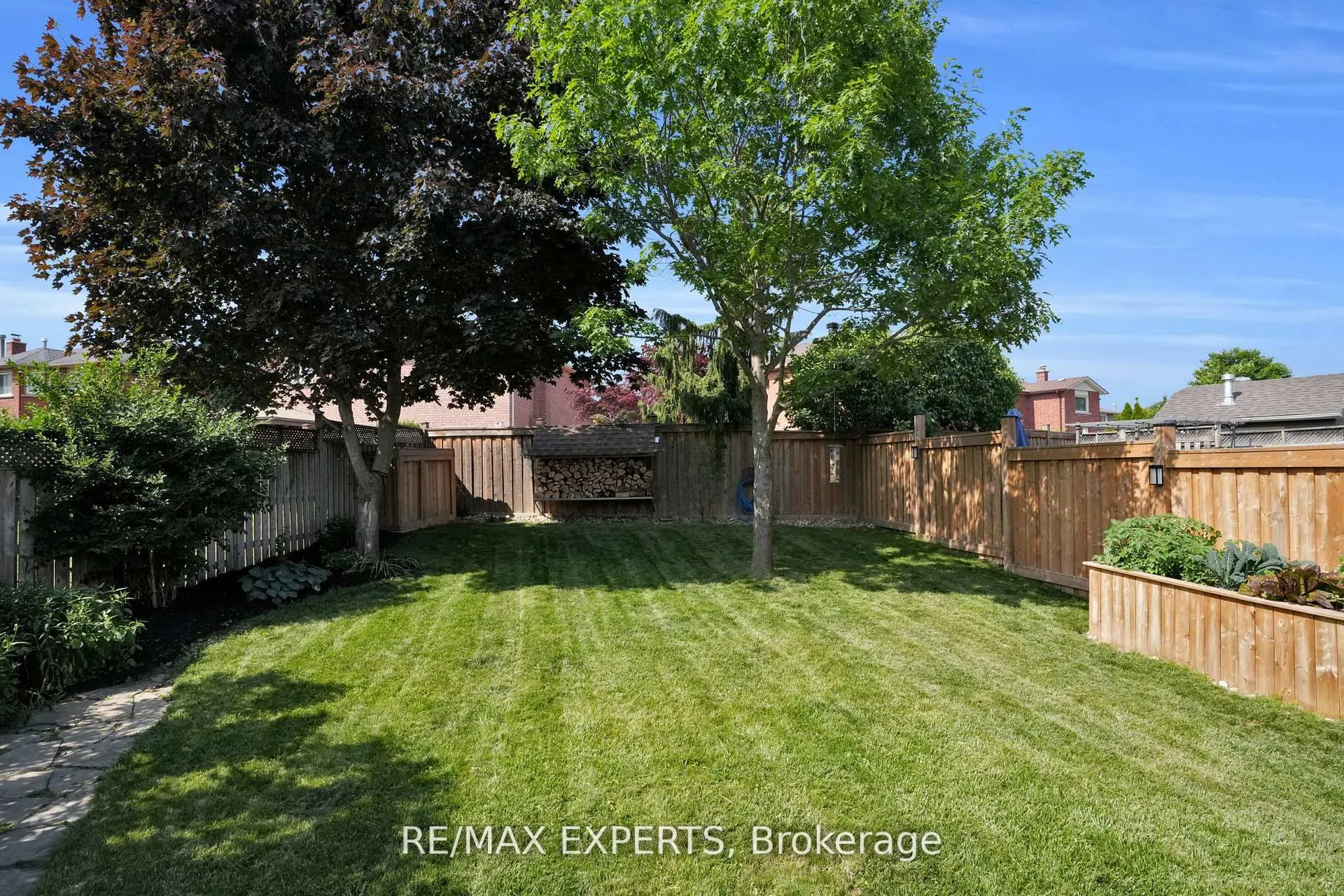 67 De Rose Avenue