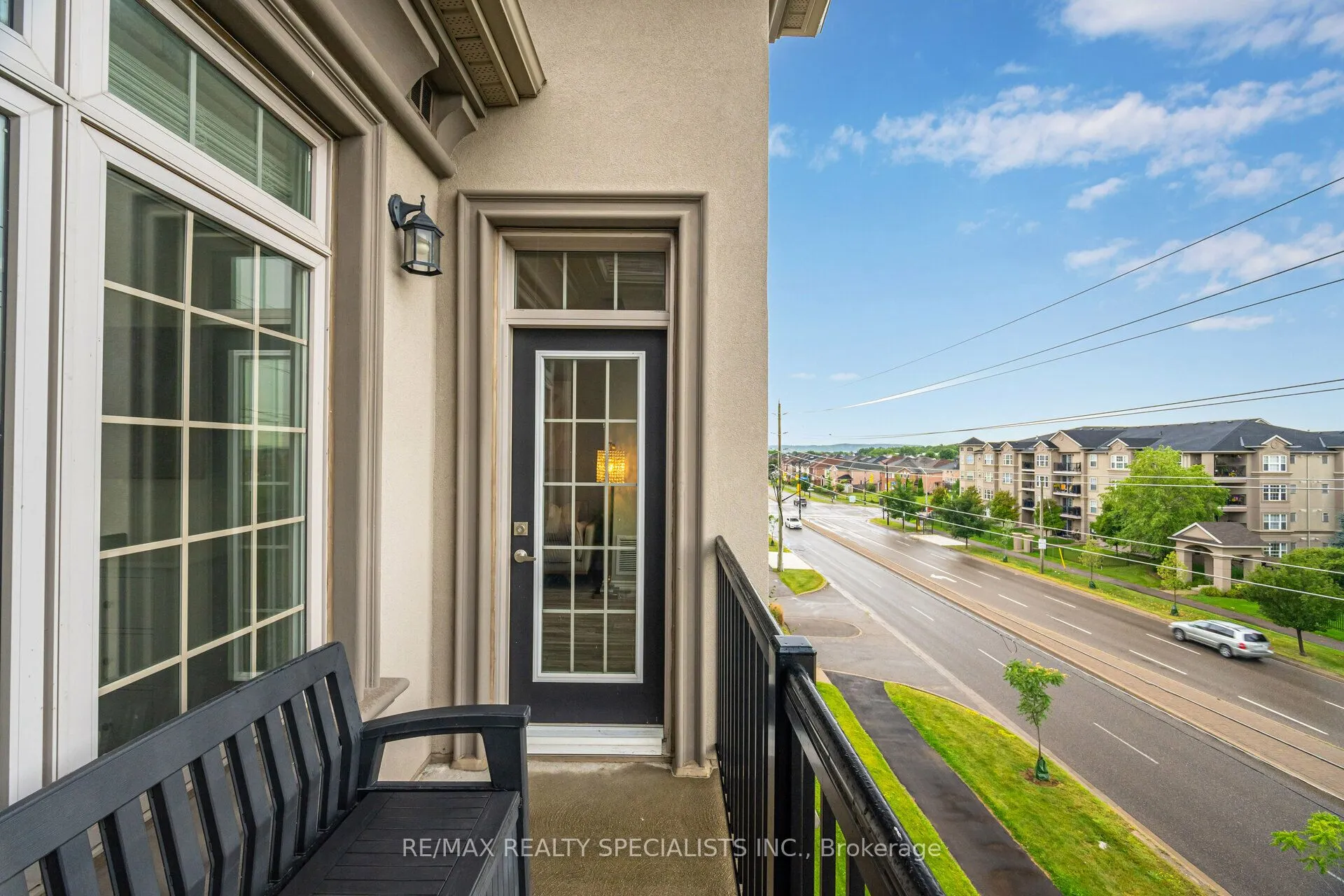 1460 Main Street E, #403