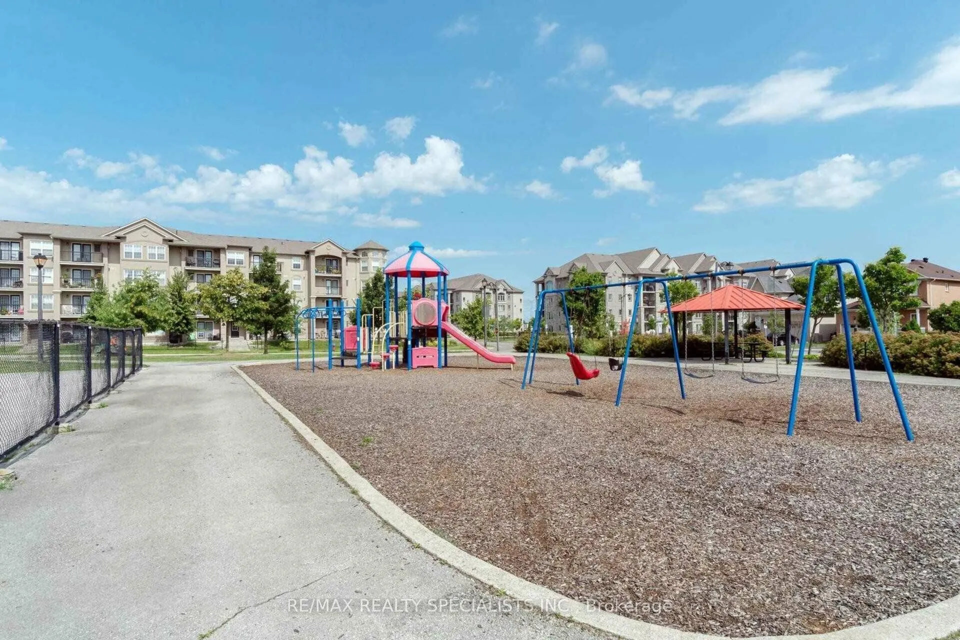 1460 Main Street E, #403