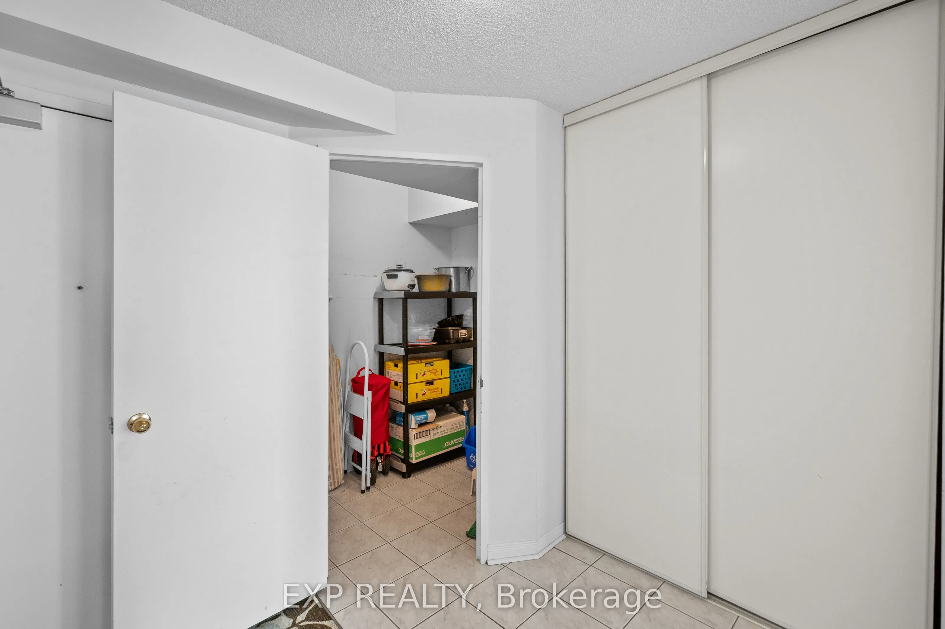 2470 Eglinton Avenue W, #307