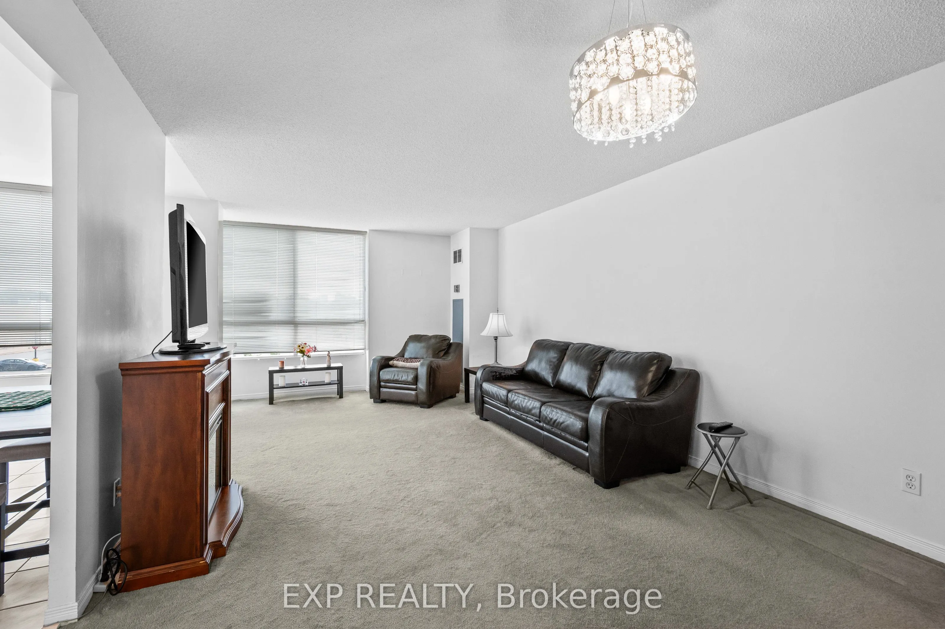 2470 Eglinton Avenue W, #307