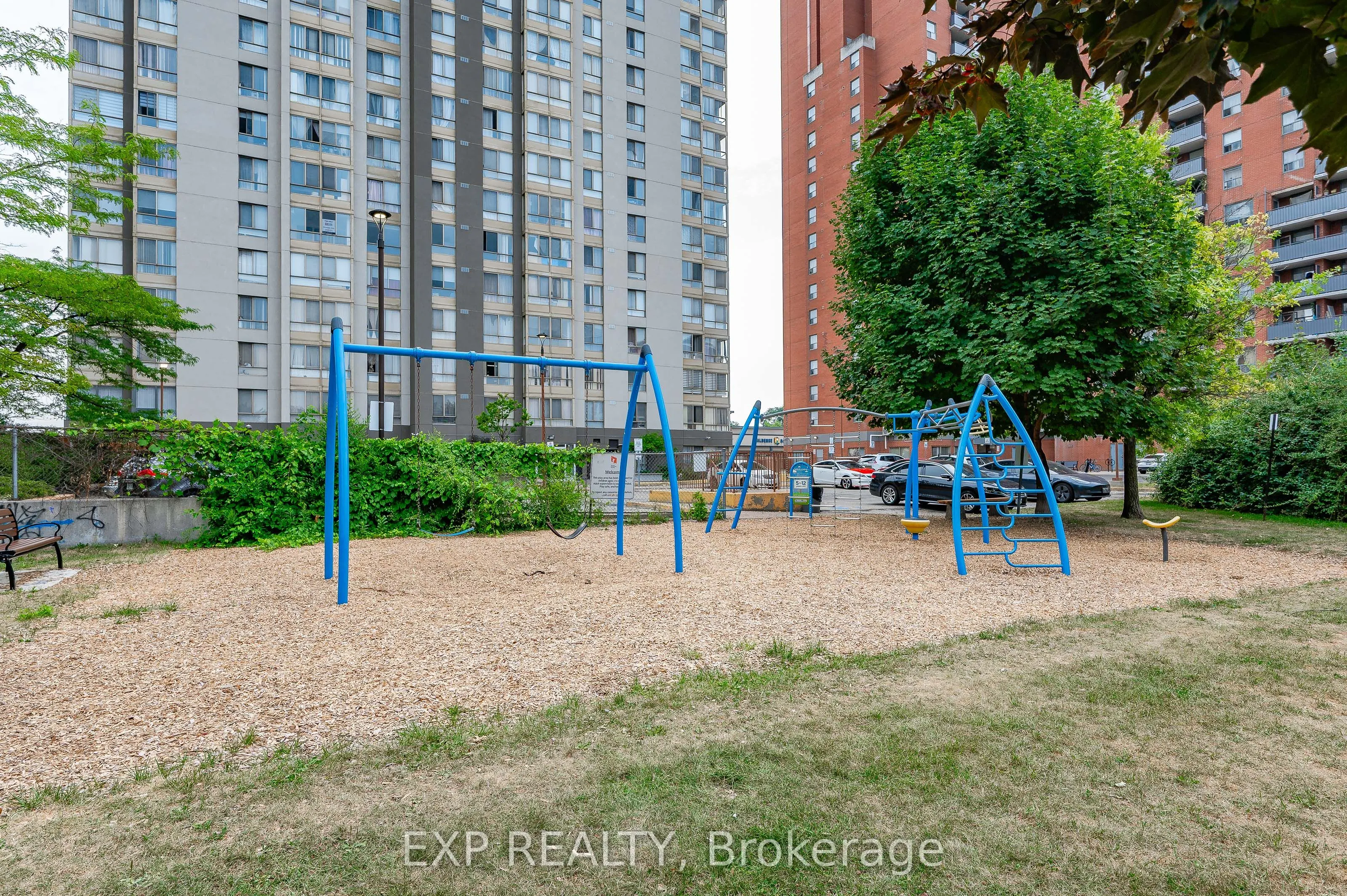 2470 Eglinton Avenue W, #307