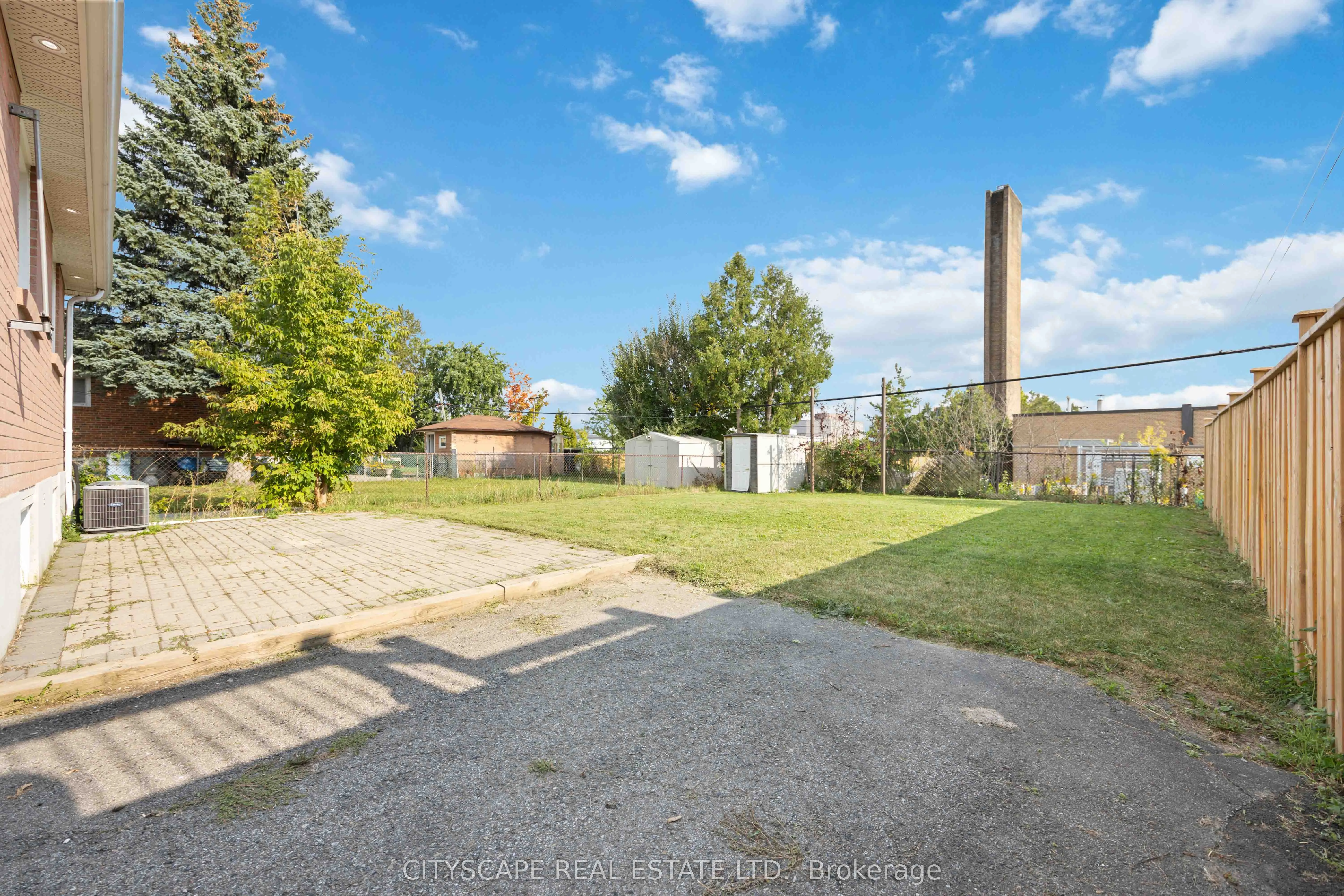 39 Bentworth Avenue