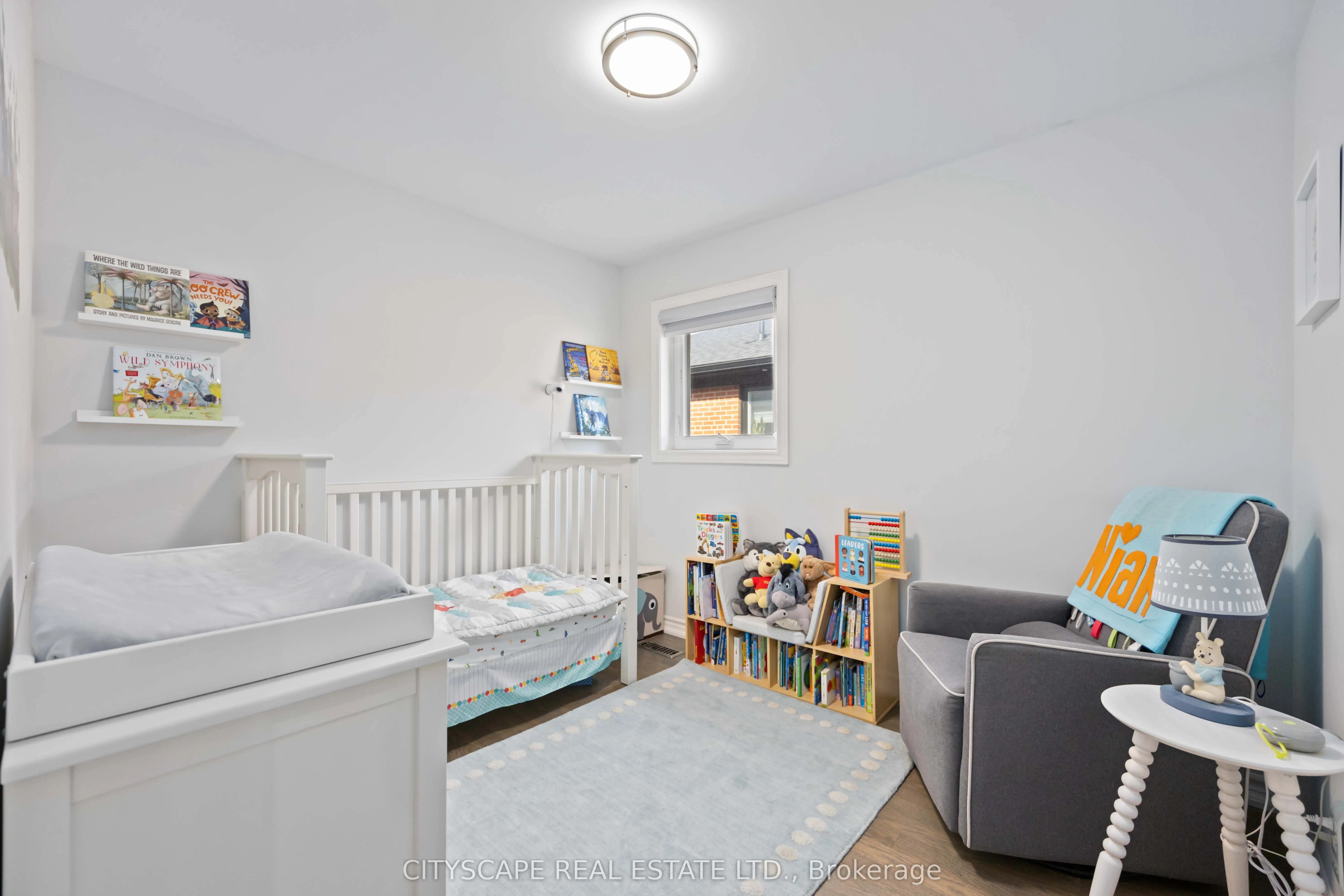 39 Bentworth Avenue