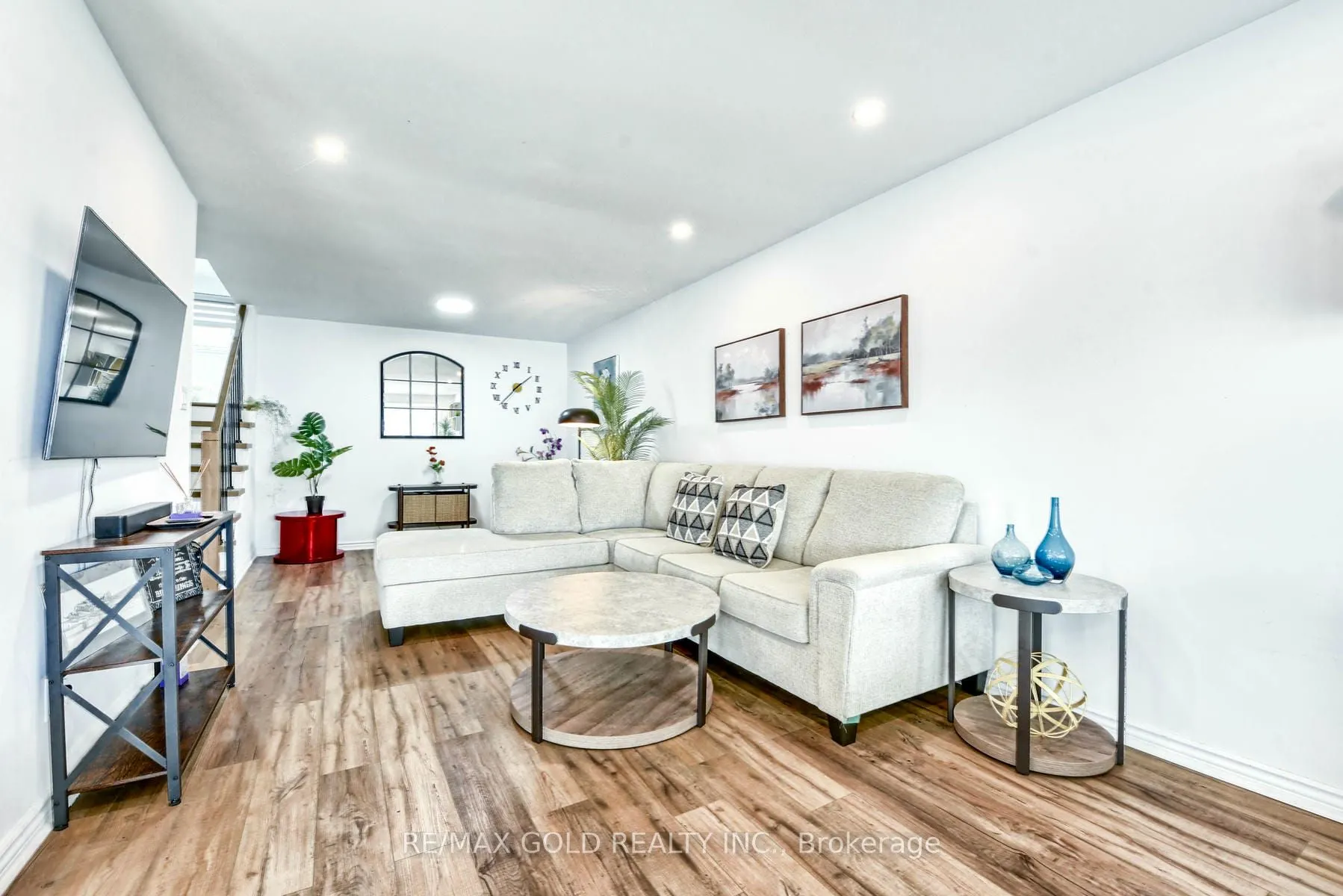 70 Wilton Drive