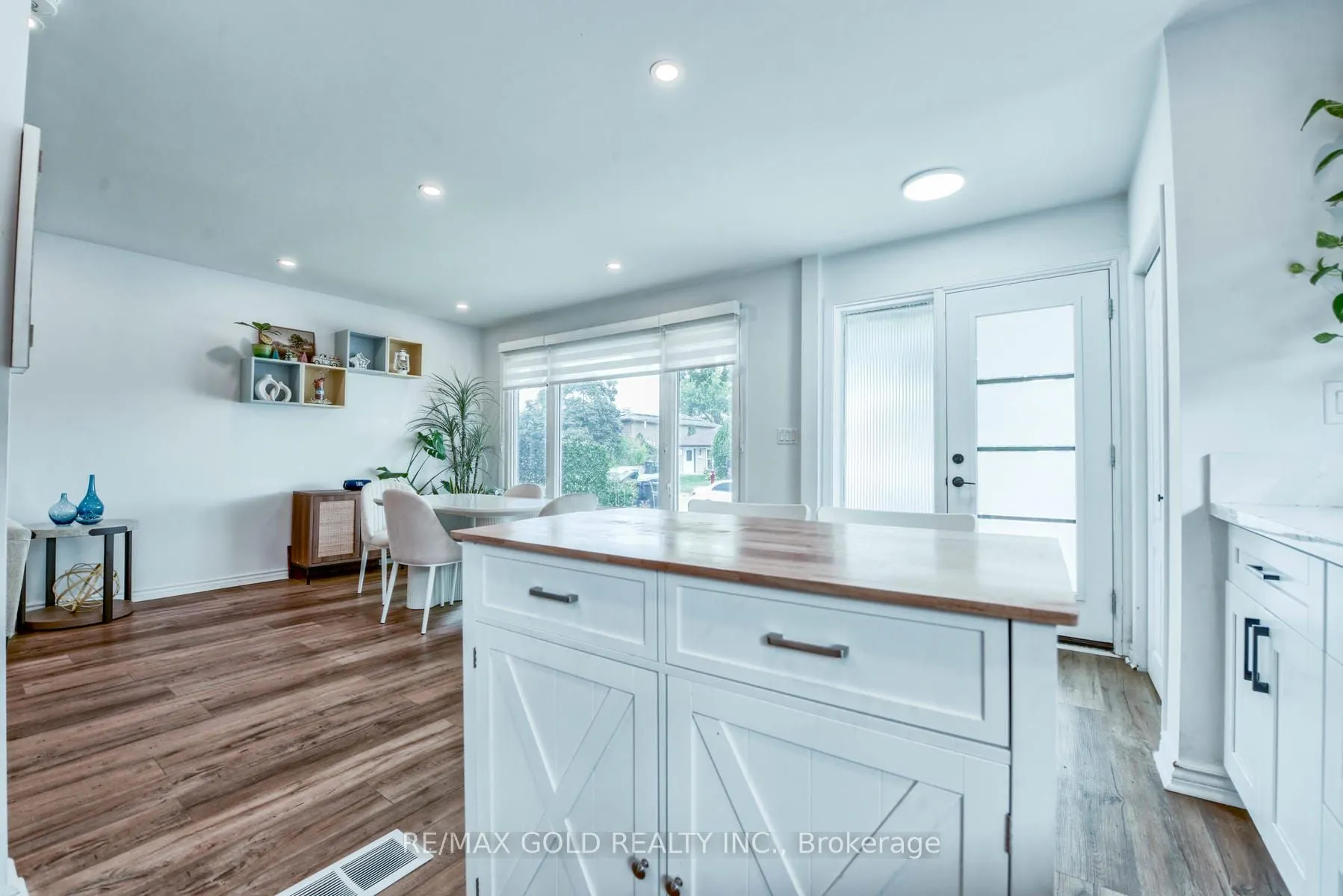 70 Wilton Drive