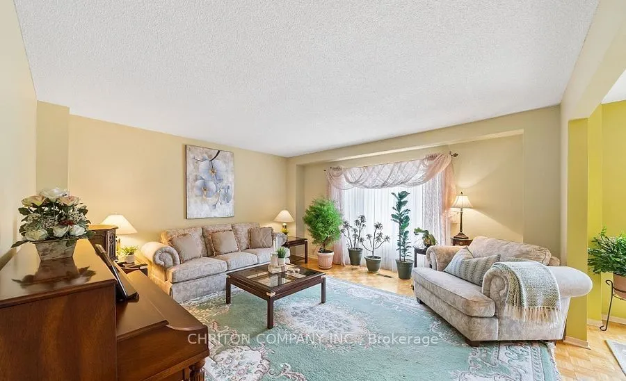 1078 Lovingston Crescent