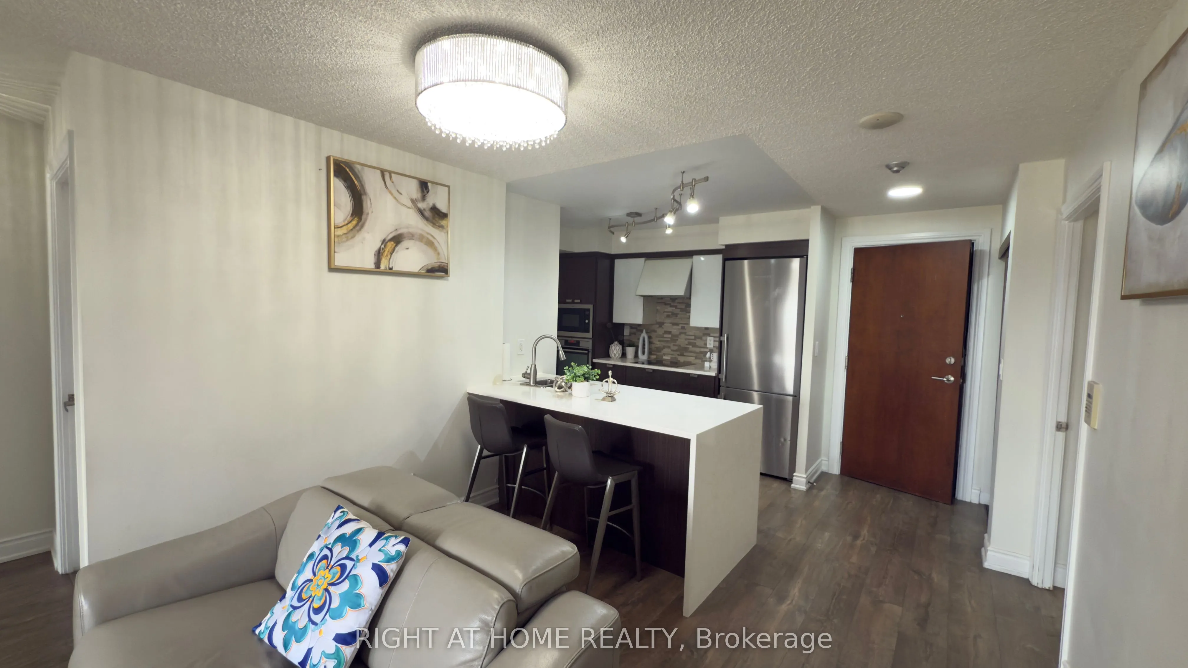 310 BURNHAMTHORPE Road W, #3303