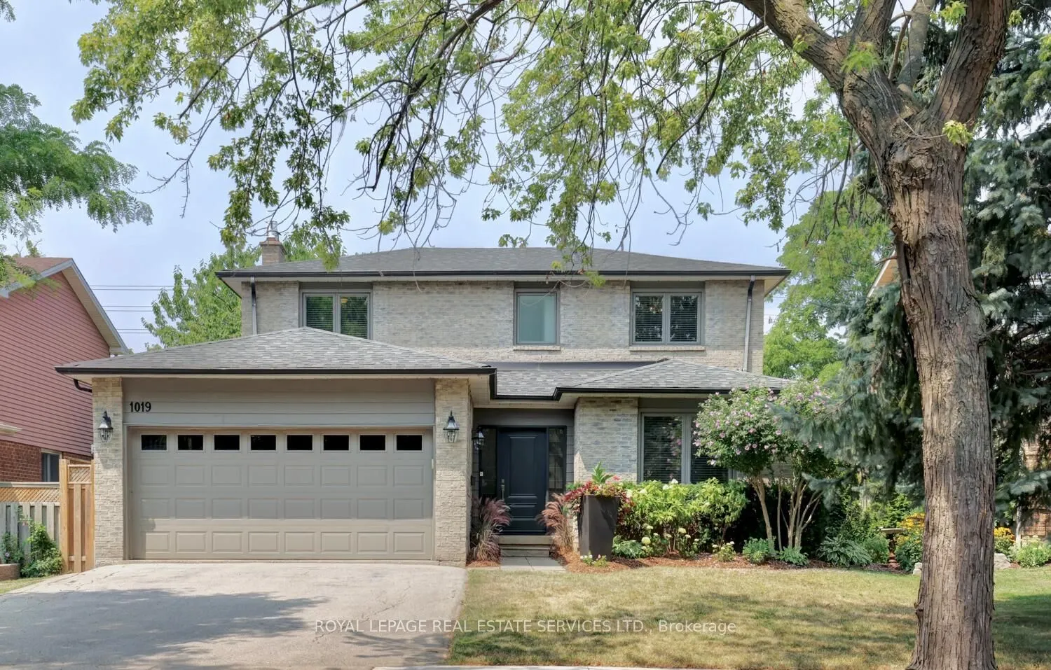 1019 Mesa Crescent