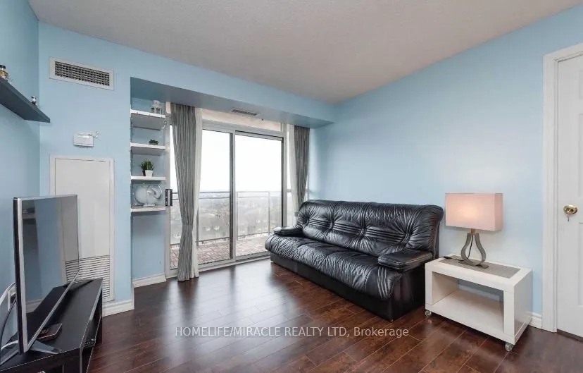 55 Strathaven Drive, #915