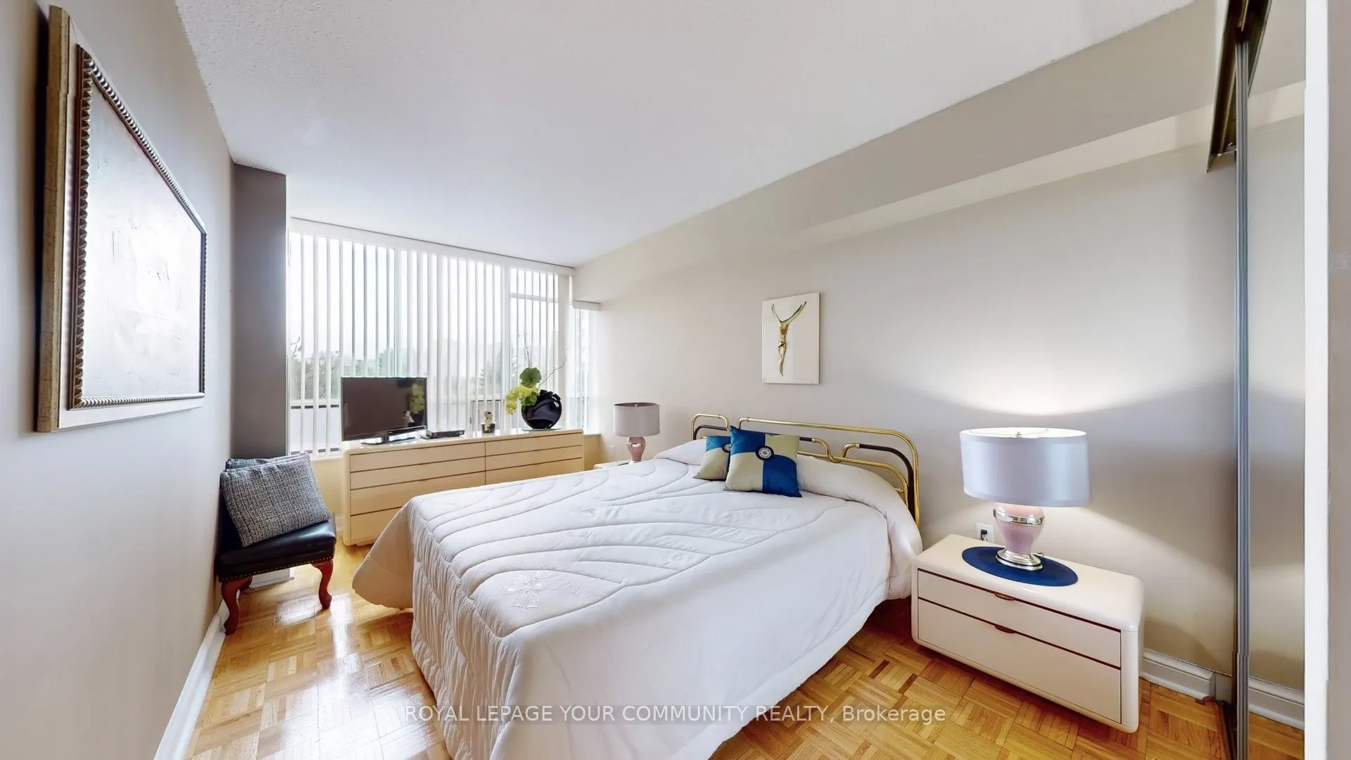 24 Hanover Road, #404