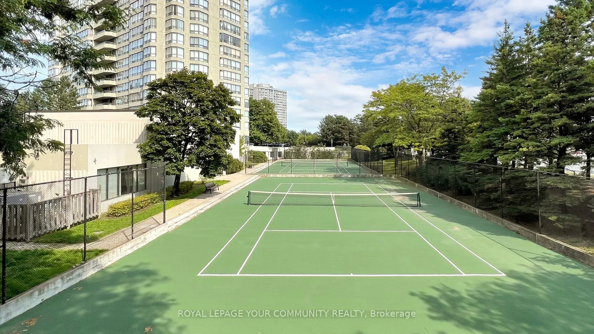24 Hanover Road, #404