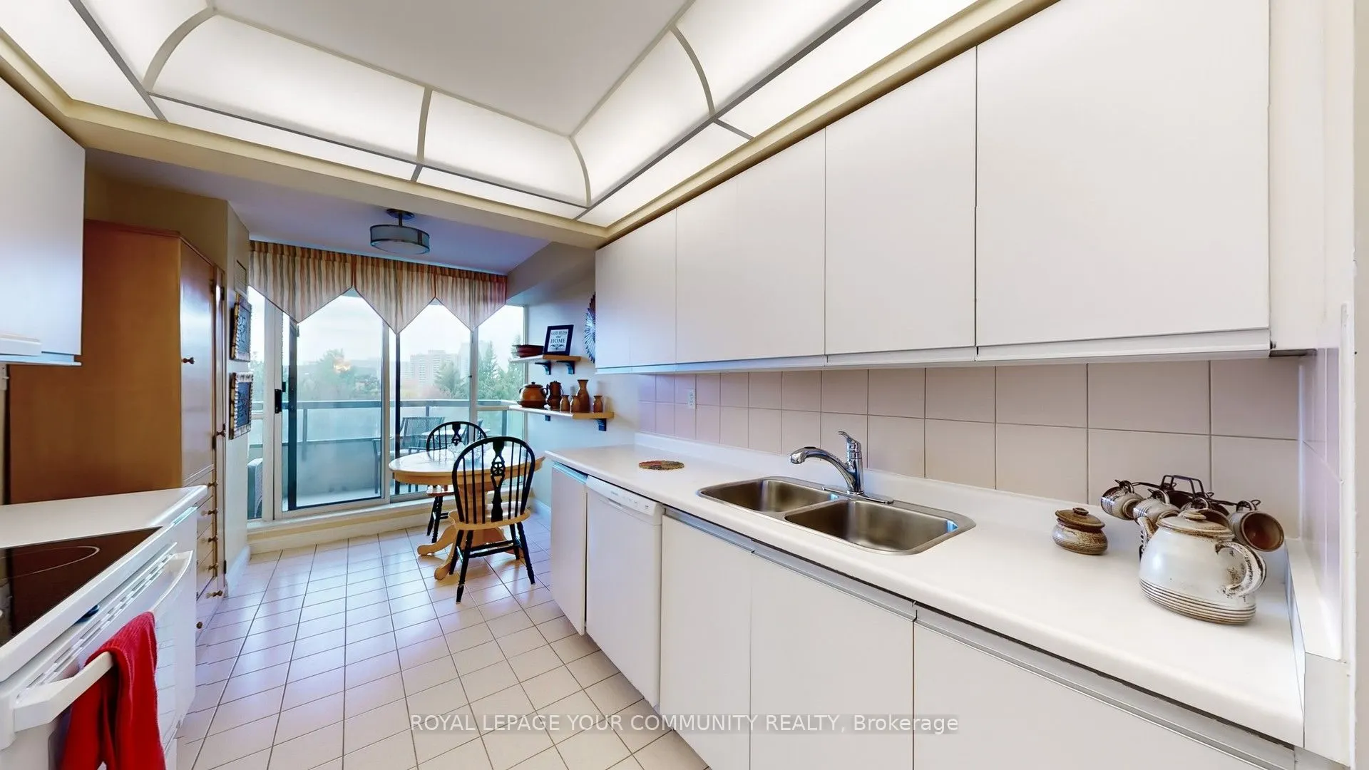 24 Hanover Road, #404