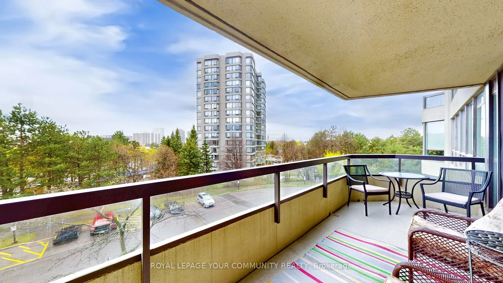 24 Hanover Road, #404