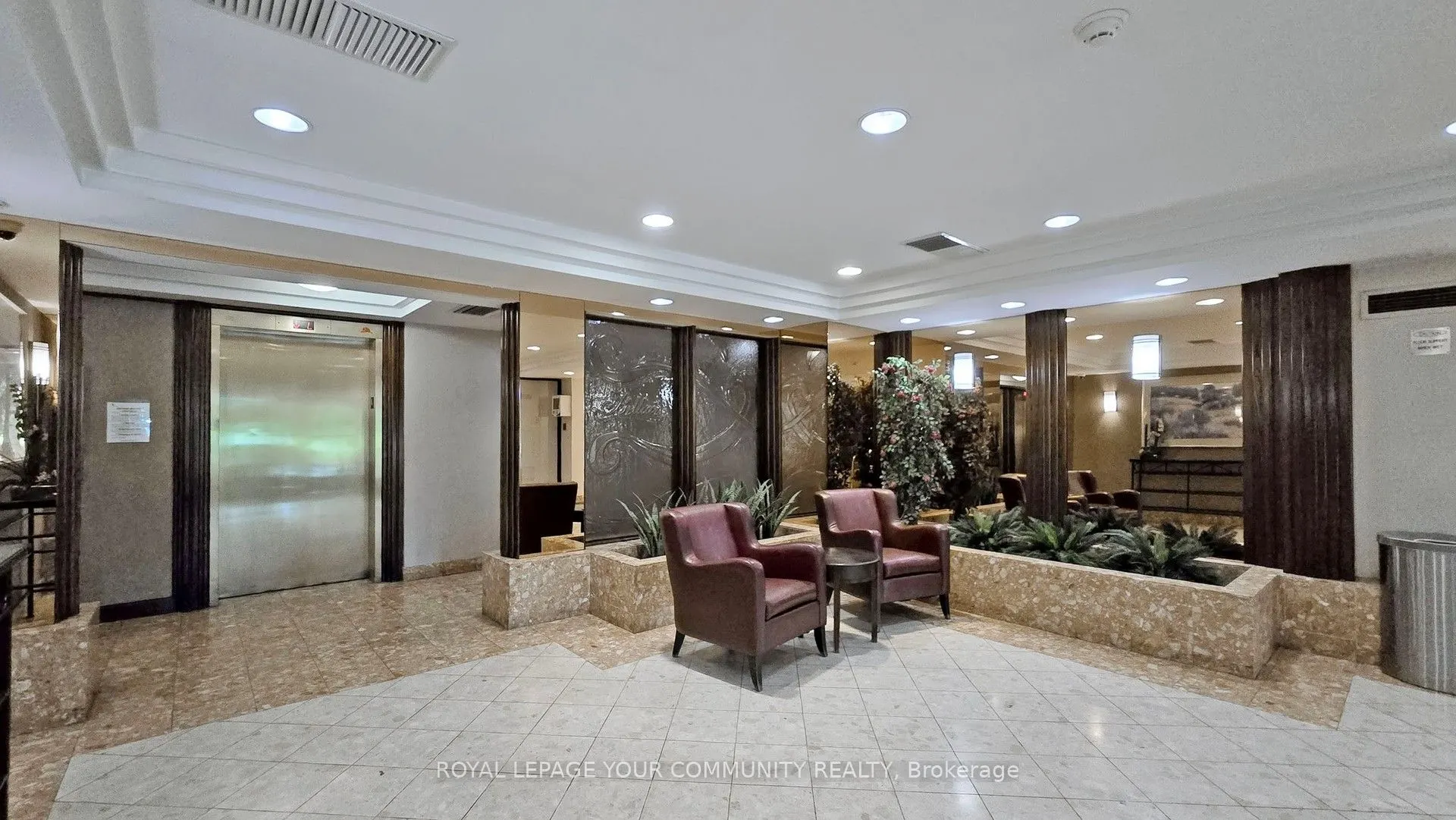 24 Hanover Road, #404
