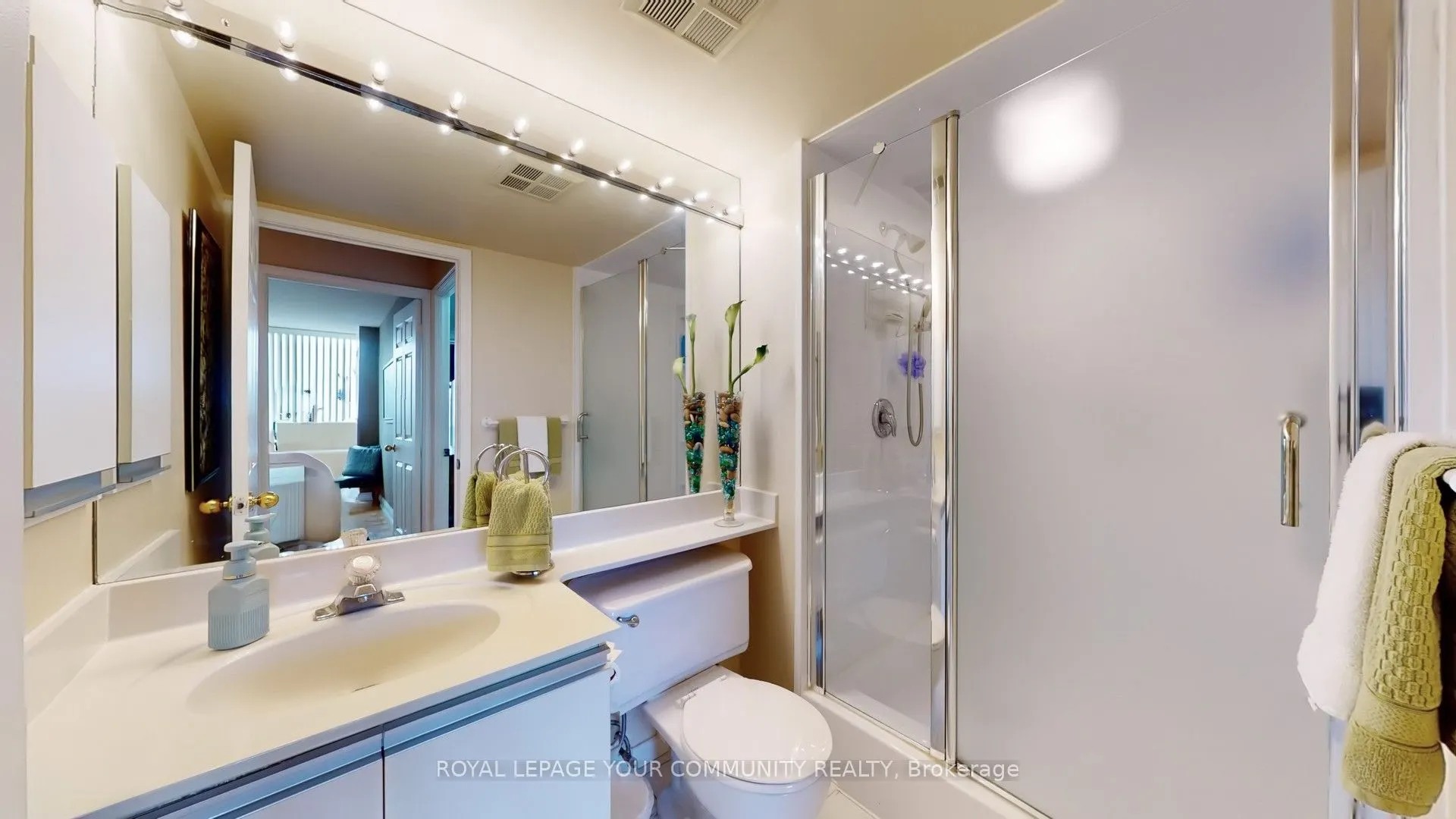 24 Hanover Road, #404