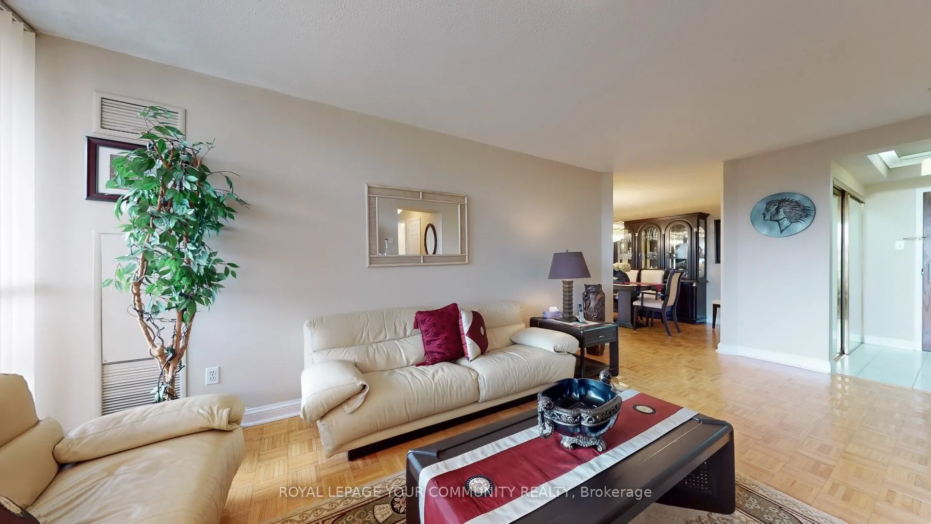 24 Hanover Road, #404