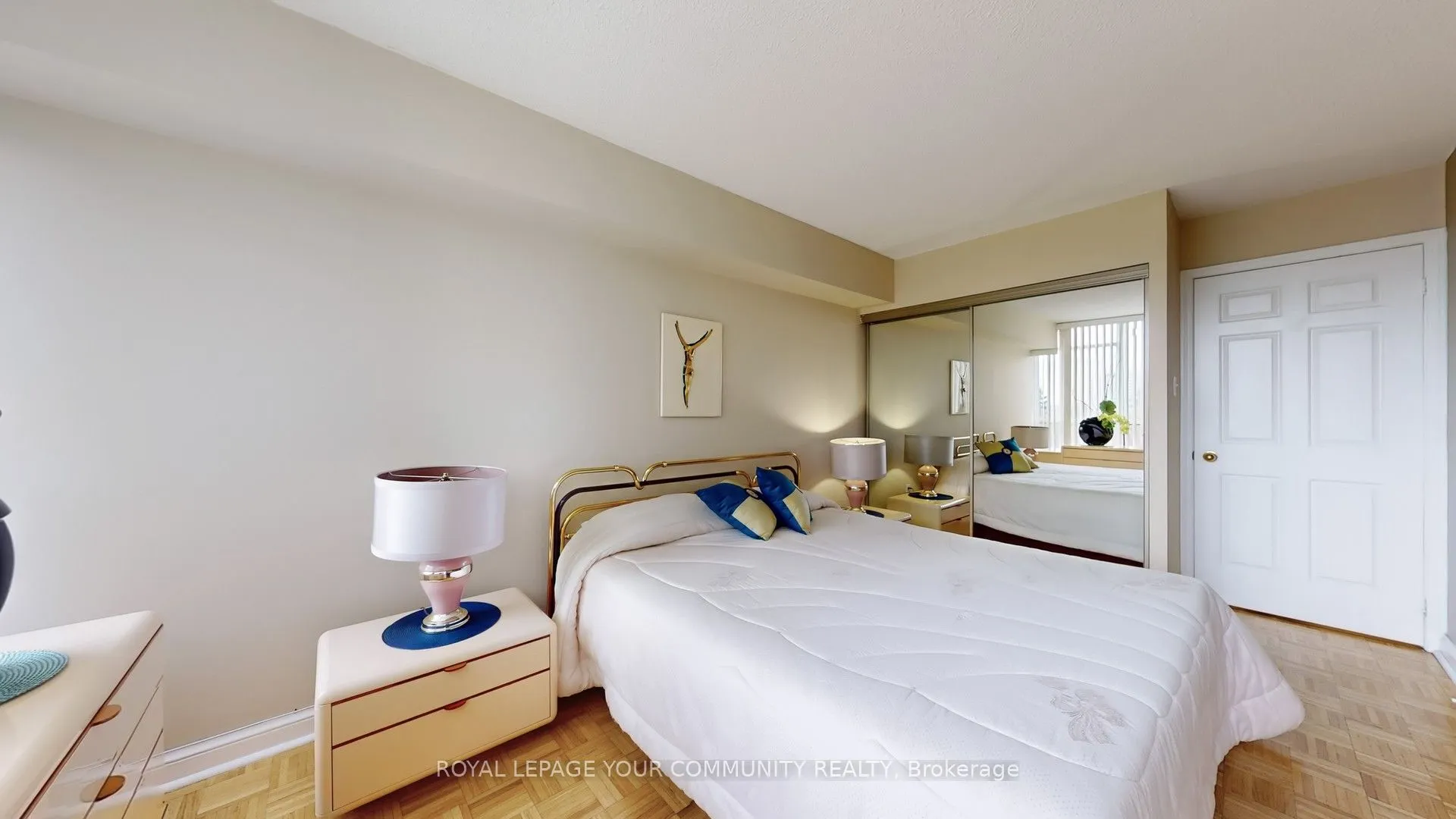 24 Hanover Road, #404