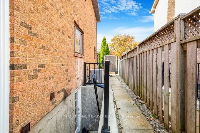 52 Donaghedy Drive