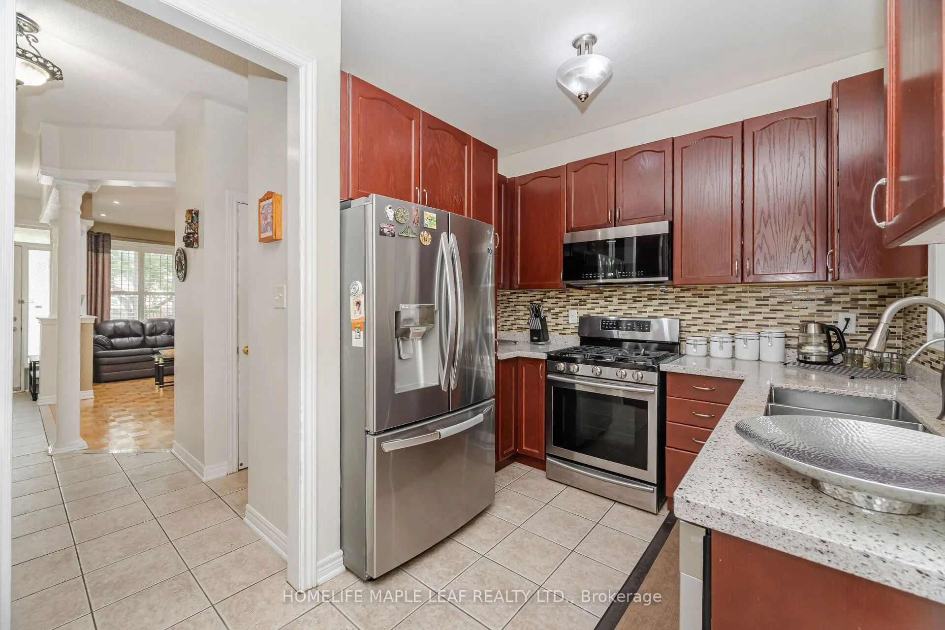 17 Eaglefield Gate
