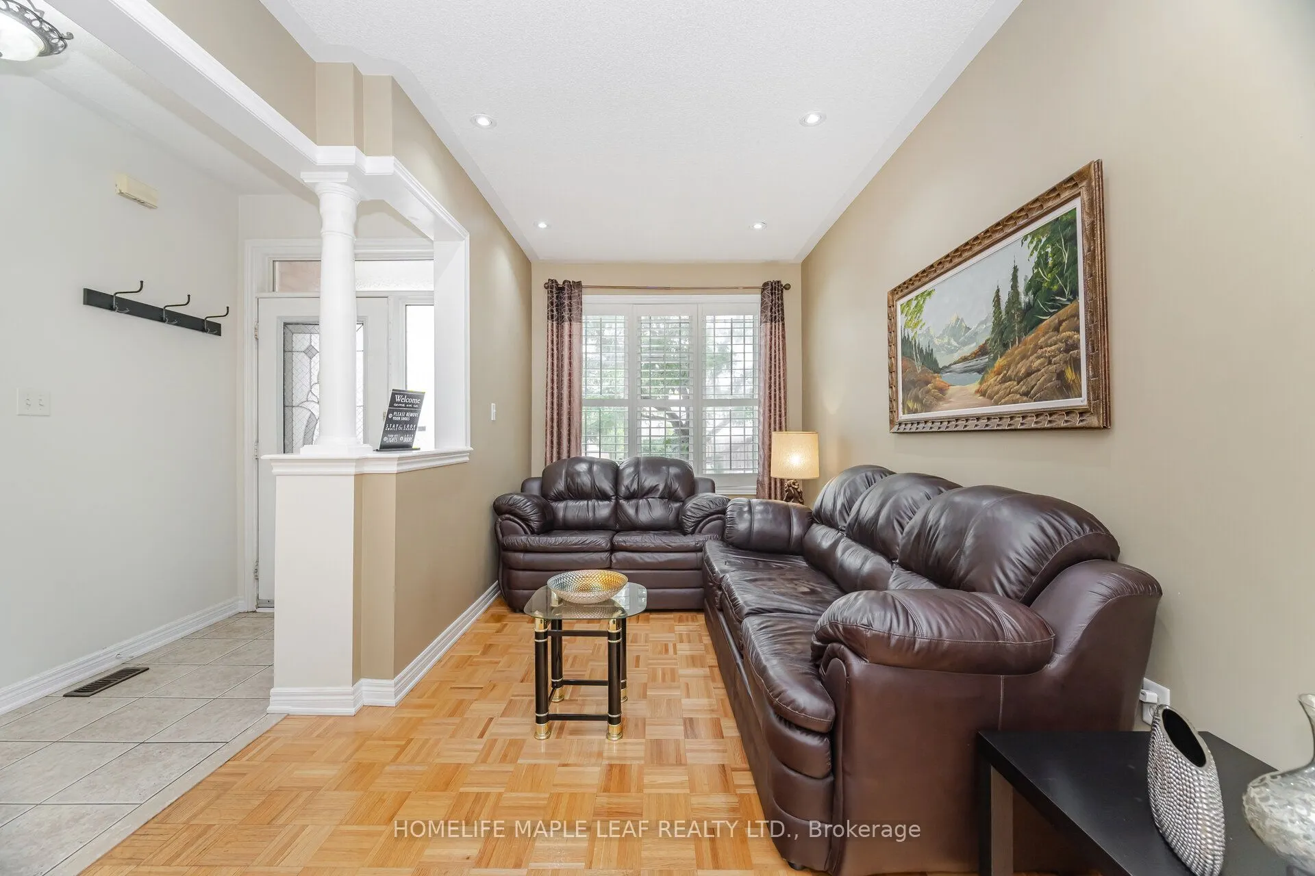 17 Eaglefield Gate