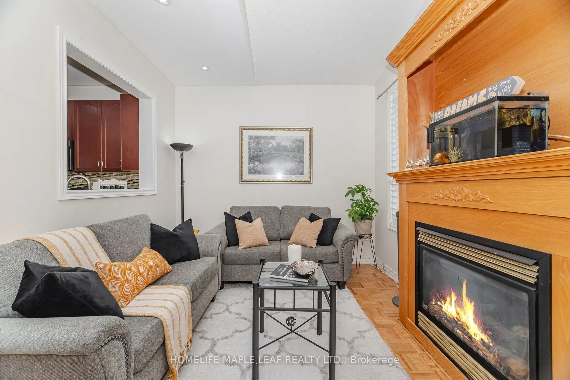 17 Eaglefield Gate