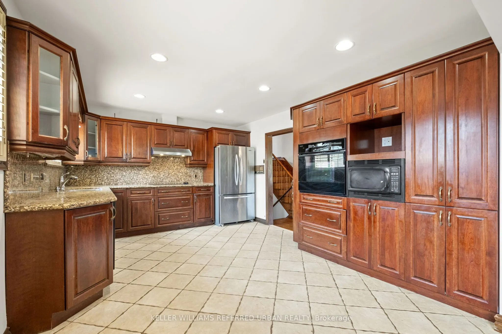 12 Eldorado Court