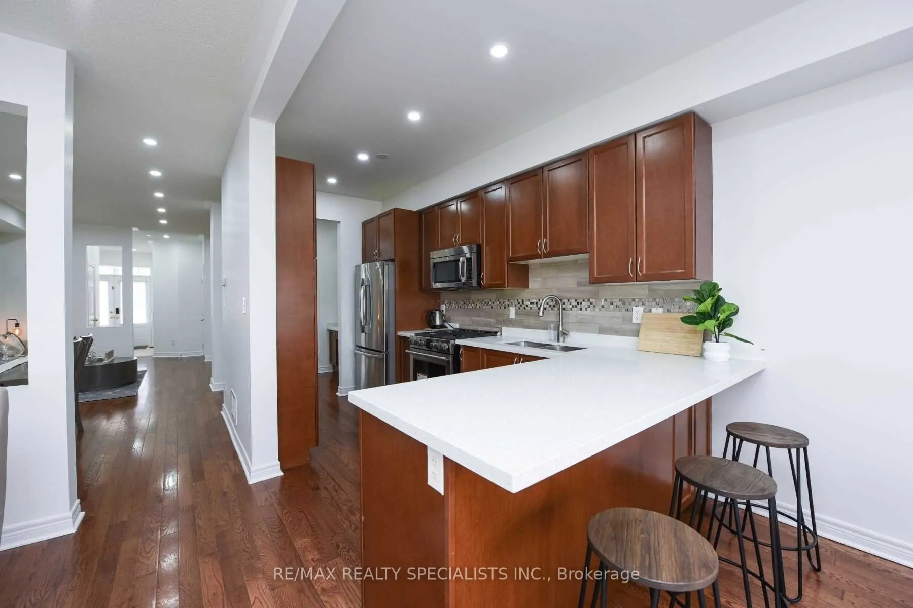 7445 Saint Barbara Boulevard, #MAIN AND SECOND FLR