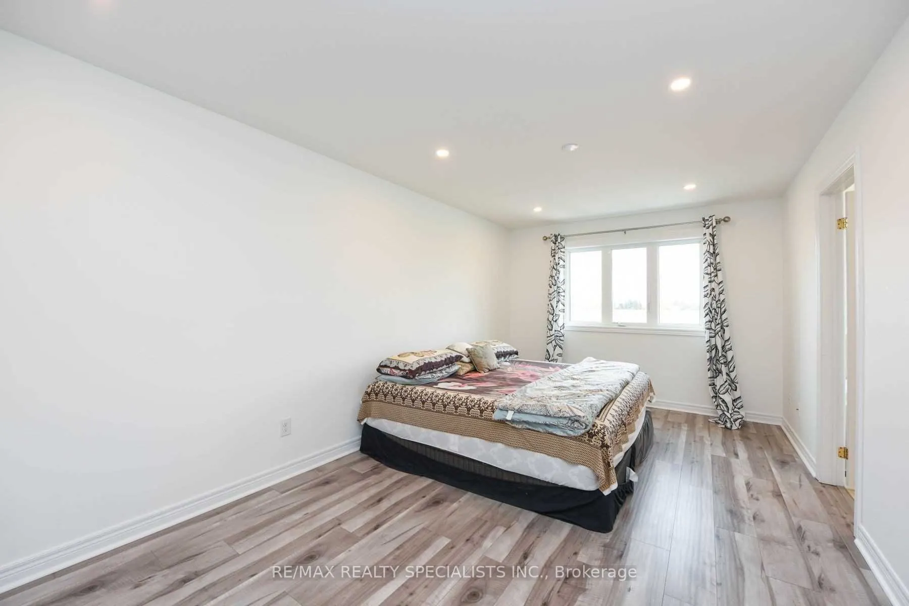 7445 Saint Barbara Boulevard, #MAIN AND SECOND FLR