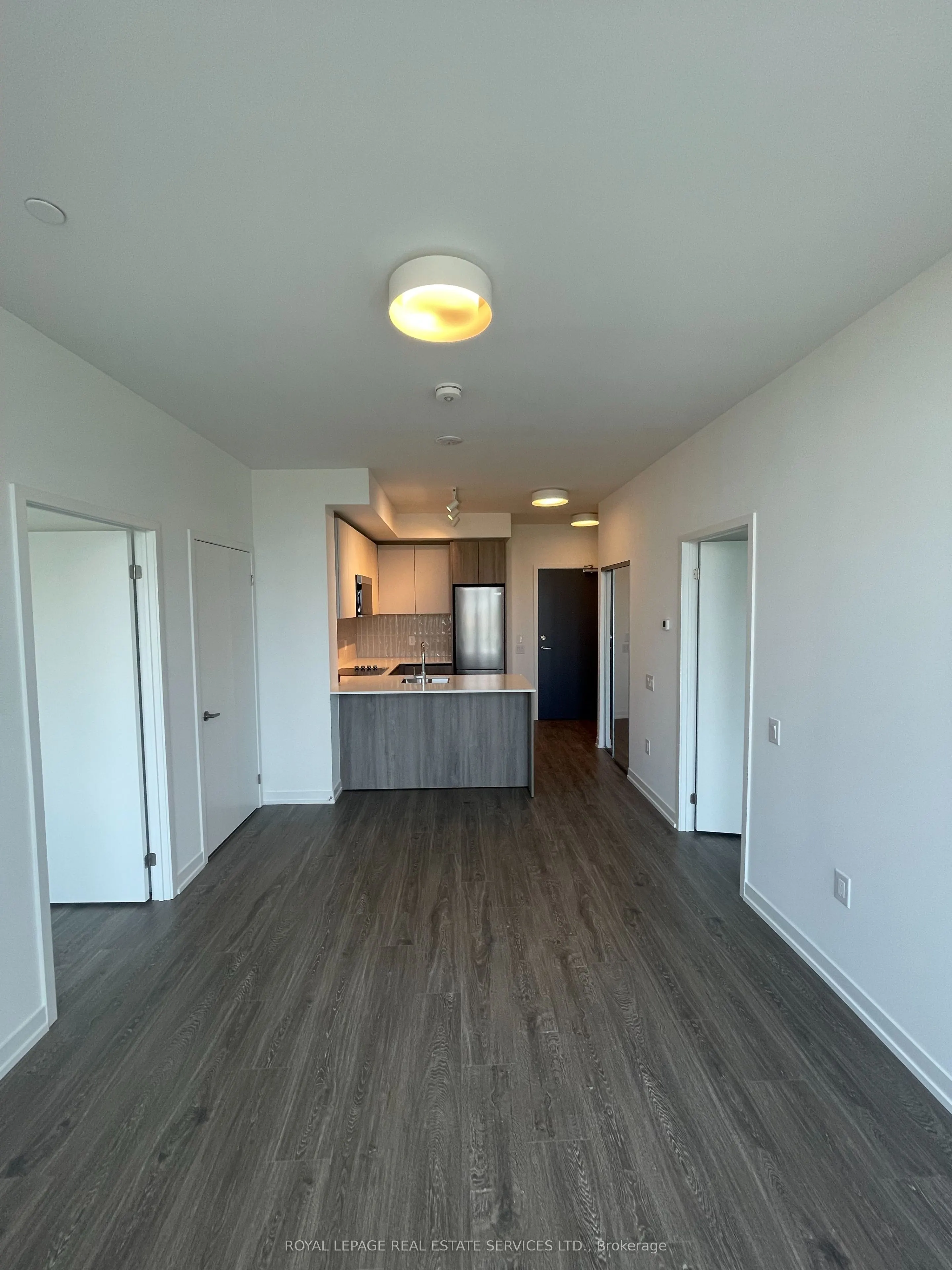 2485 Eglinton Avenue, #724
