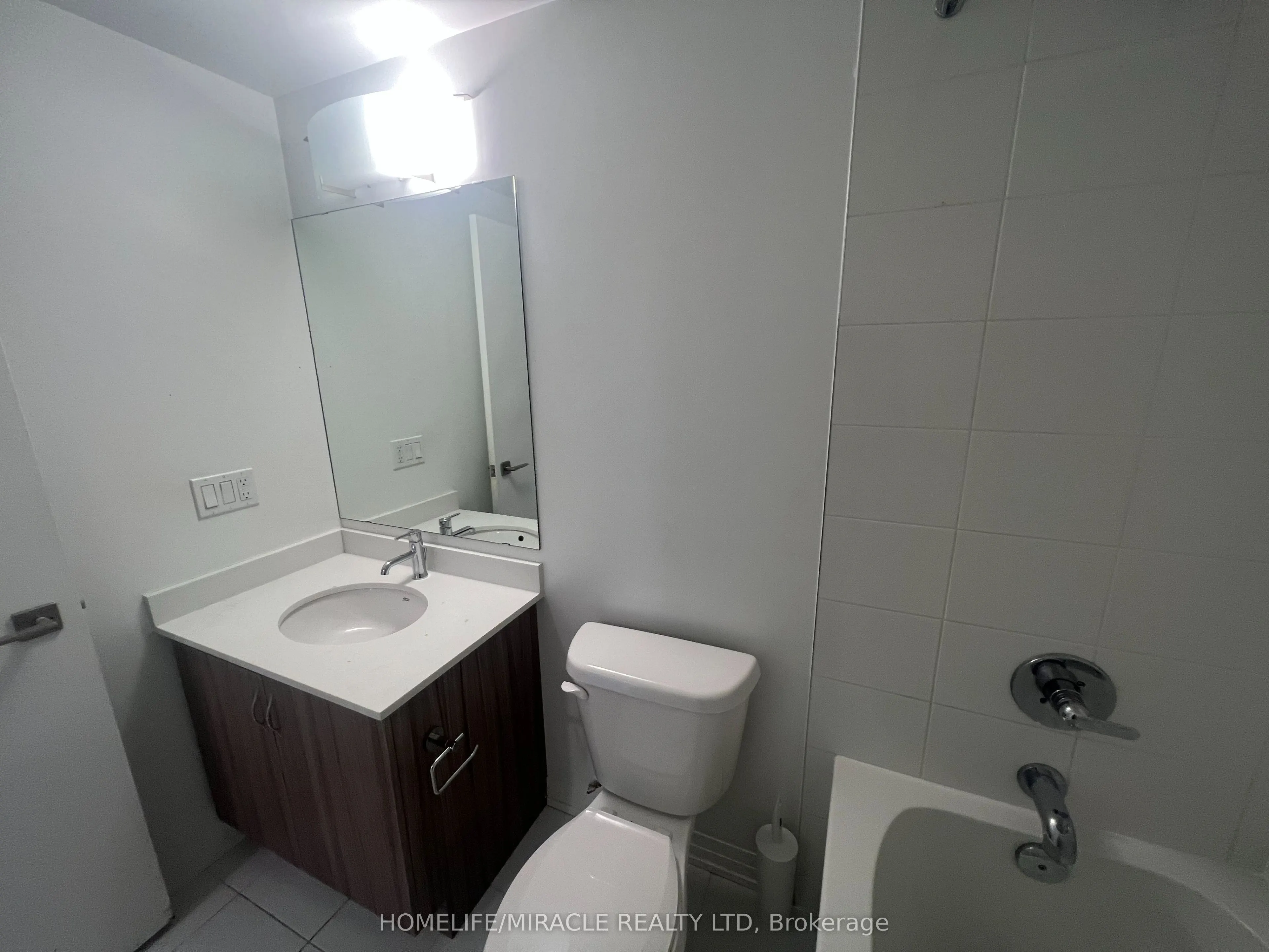 408 Brown's Line, #307