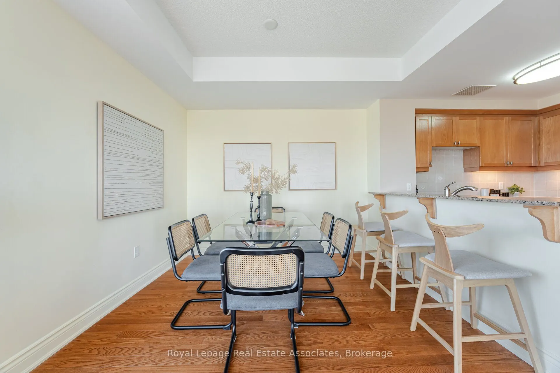 1665 The Collegeway, #1704