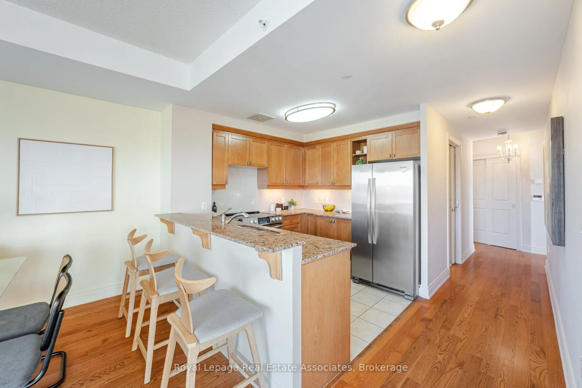 1665 The Collegeway, #1704