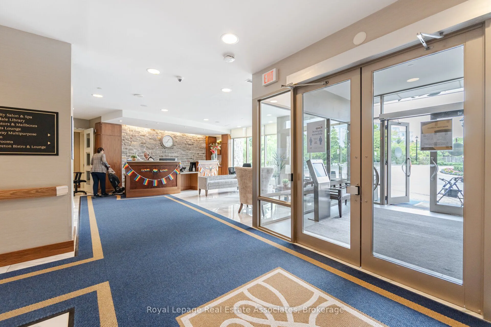 1665 The Collegeway, #1704