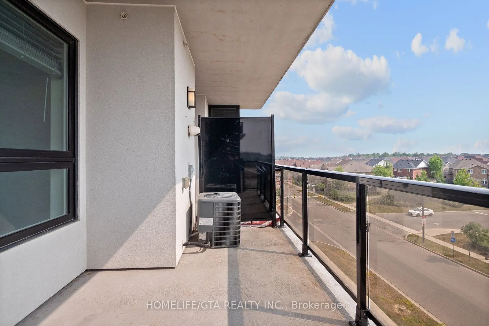 620 Sauve Street, #405
