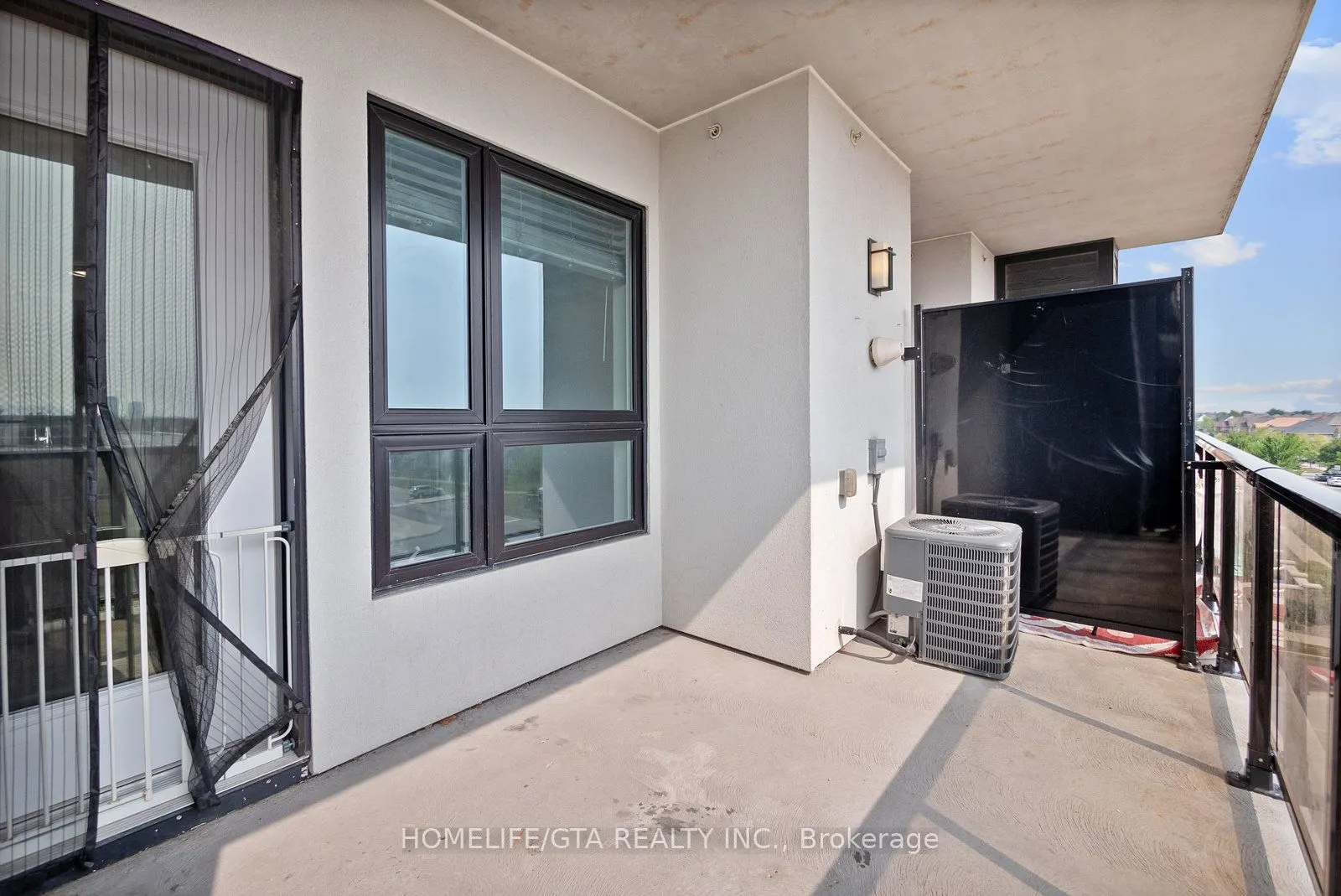 620 Sauve Street, #405