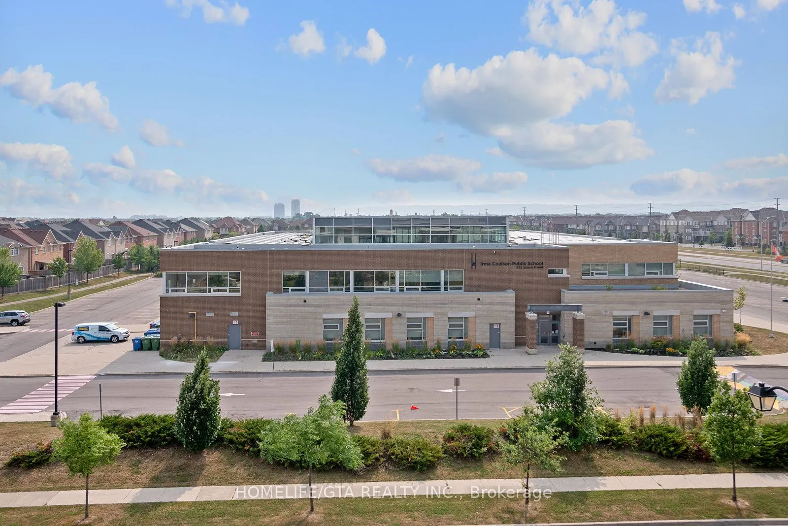 620 Sauve Street, #405