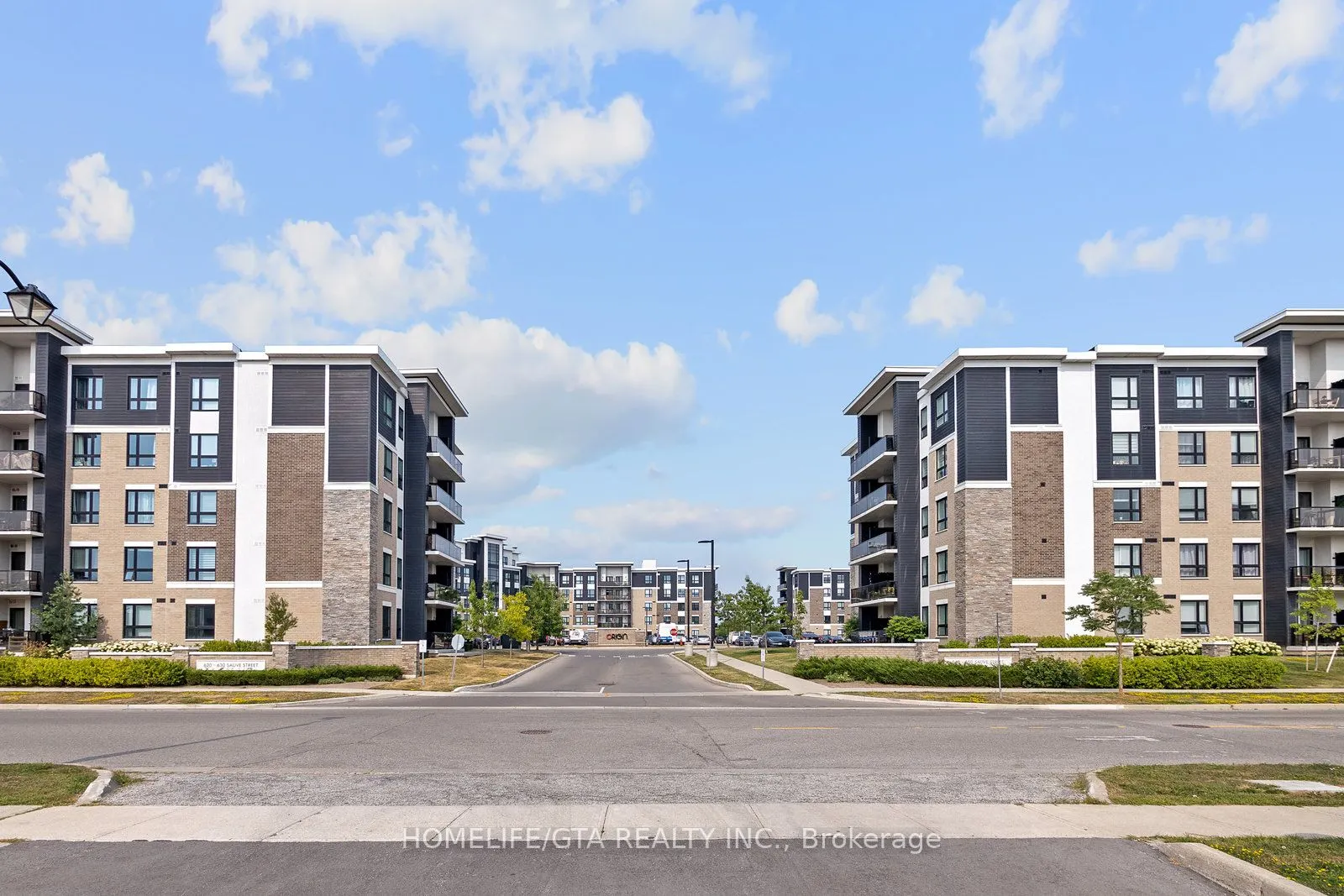 620 Sauve Street, #405