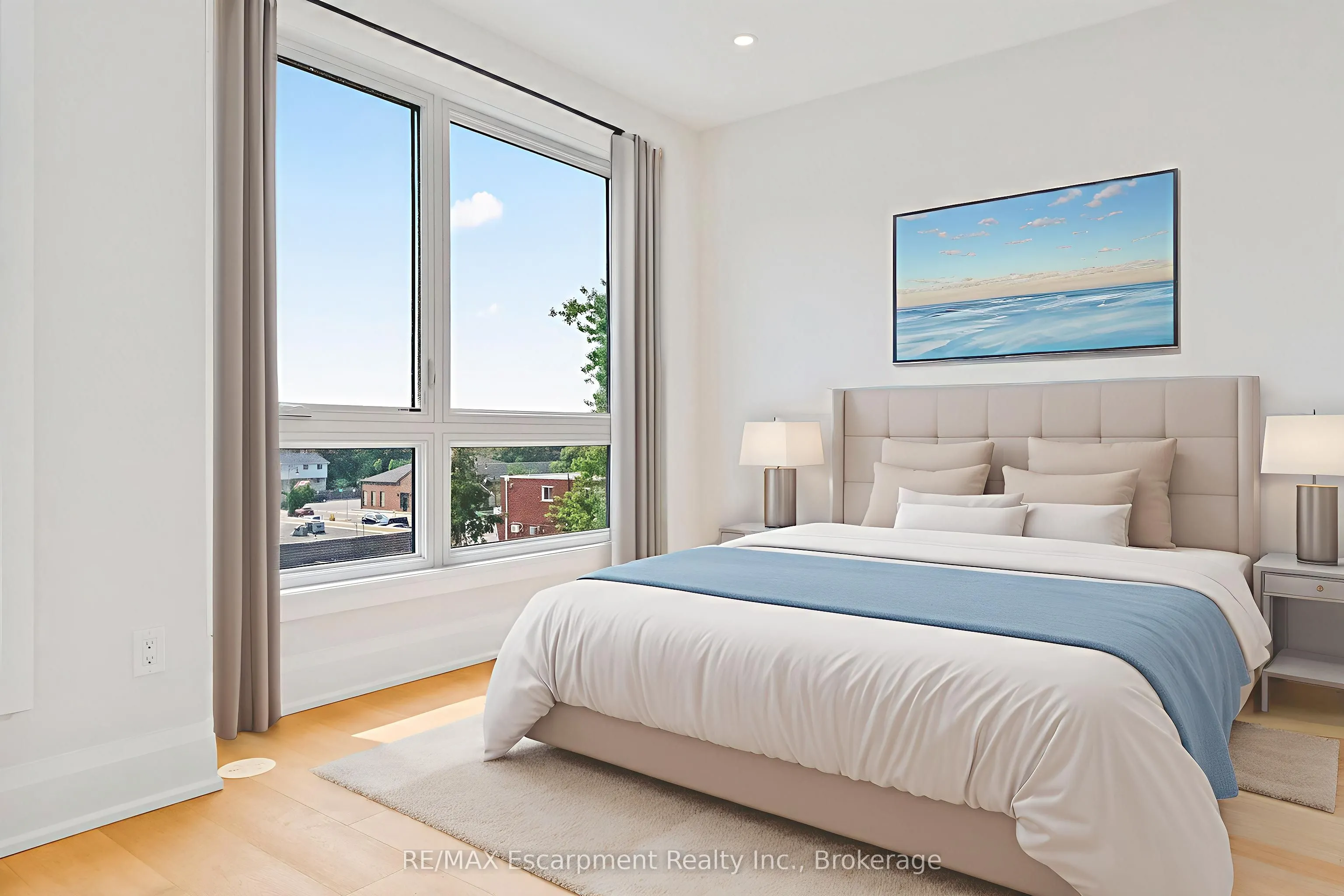 138 East Street, #4