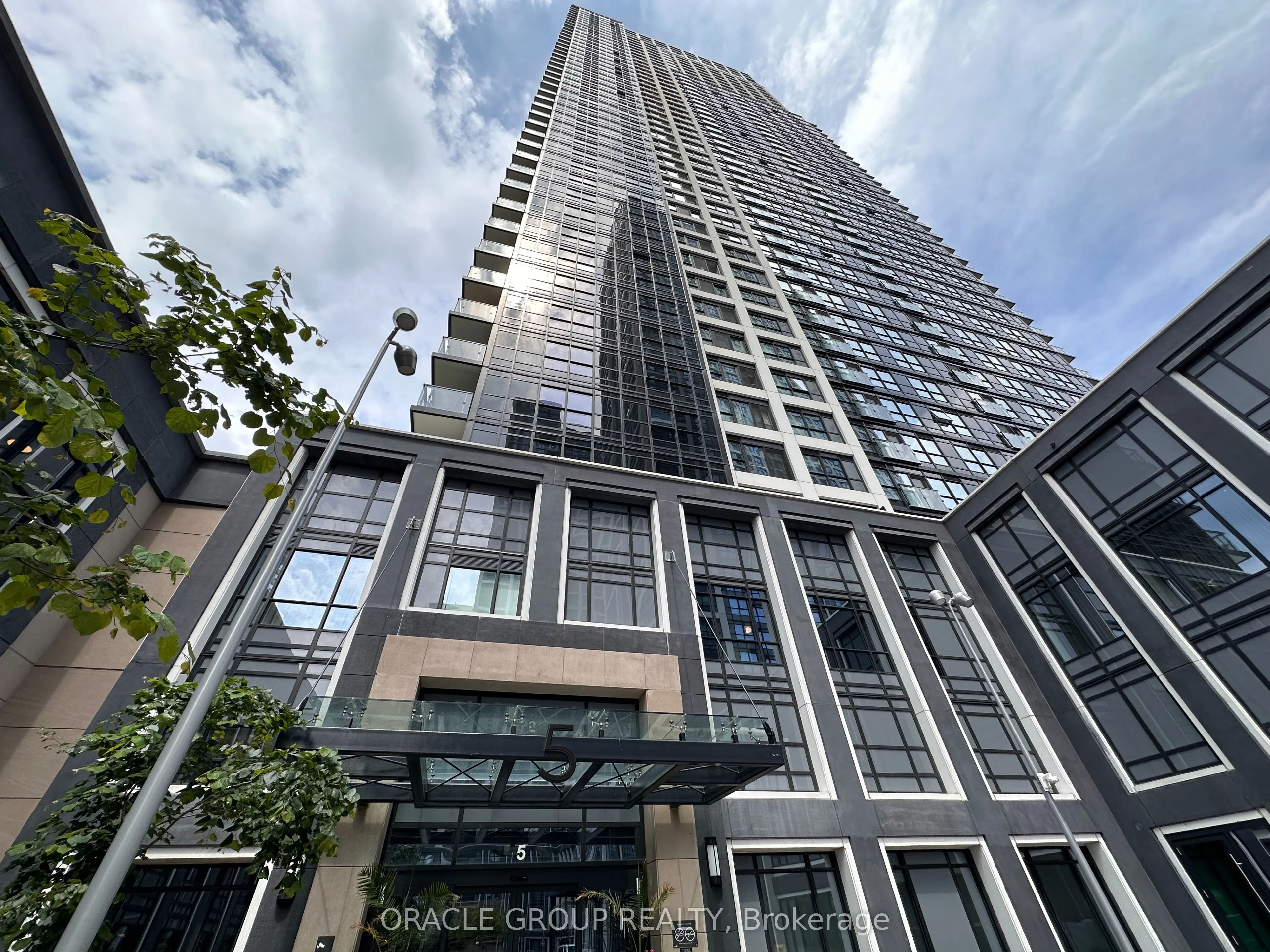 5 Mabelle Avenue, #730