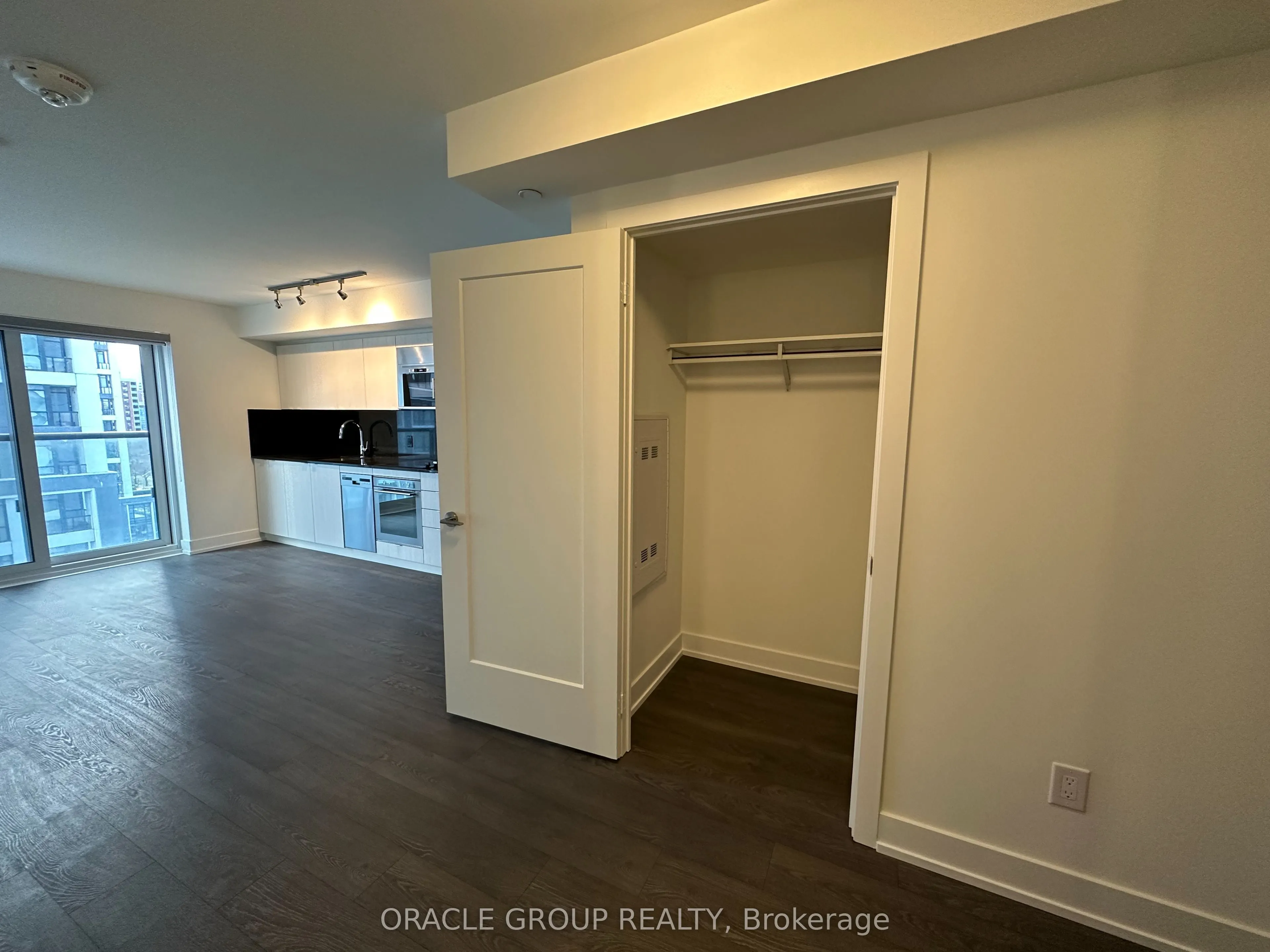 5 Mabelle Avenue, #730