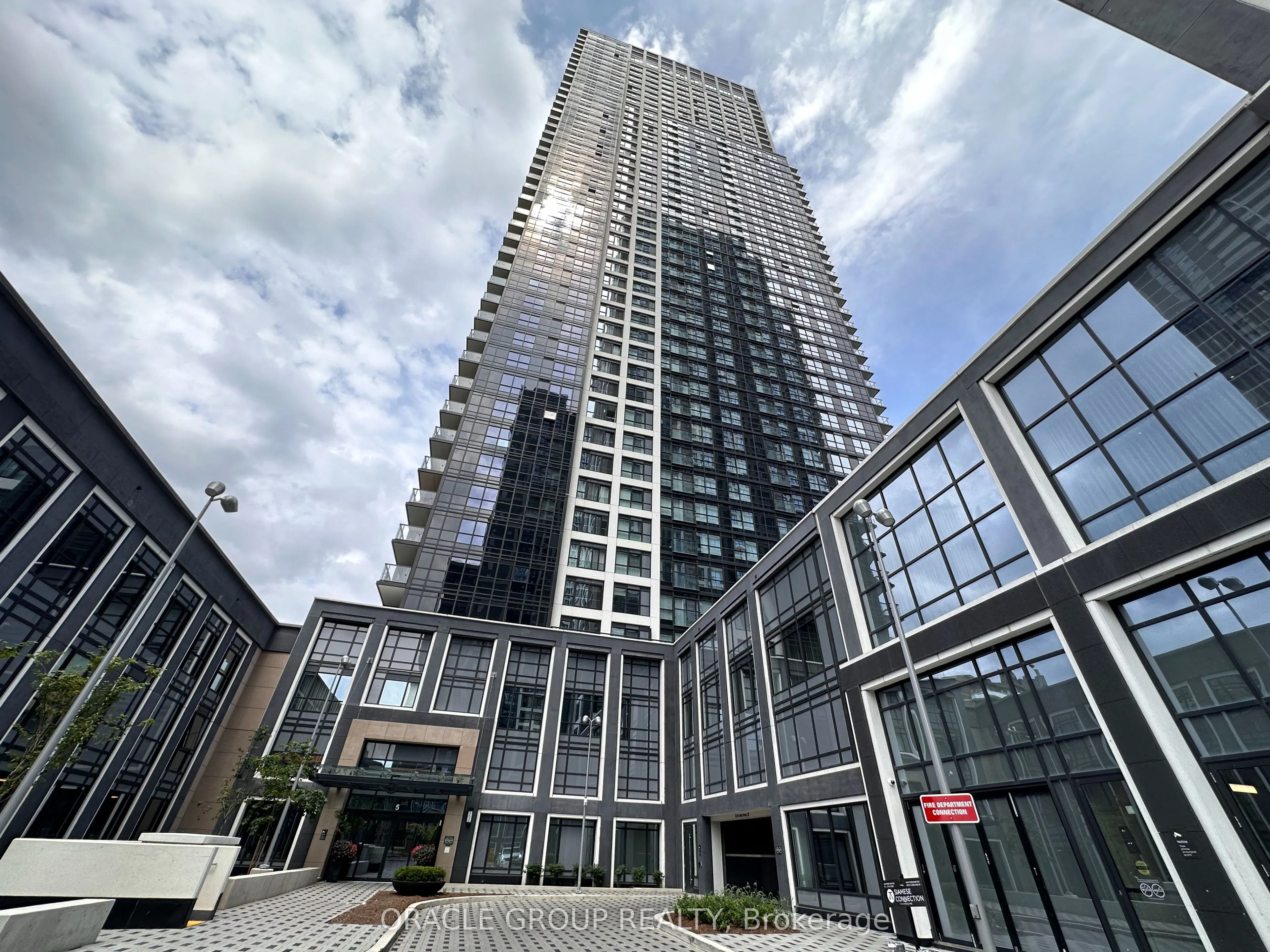 5 Mabelle Avenue, #730
